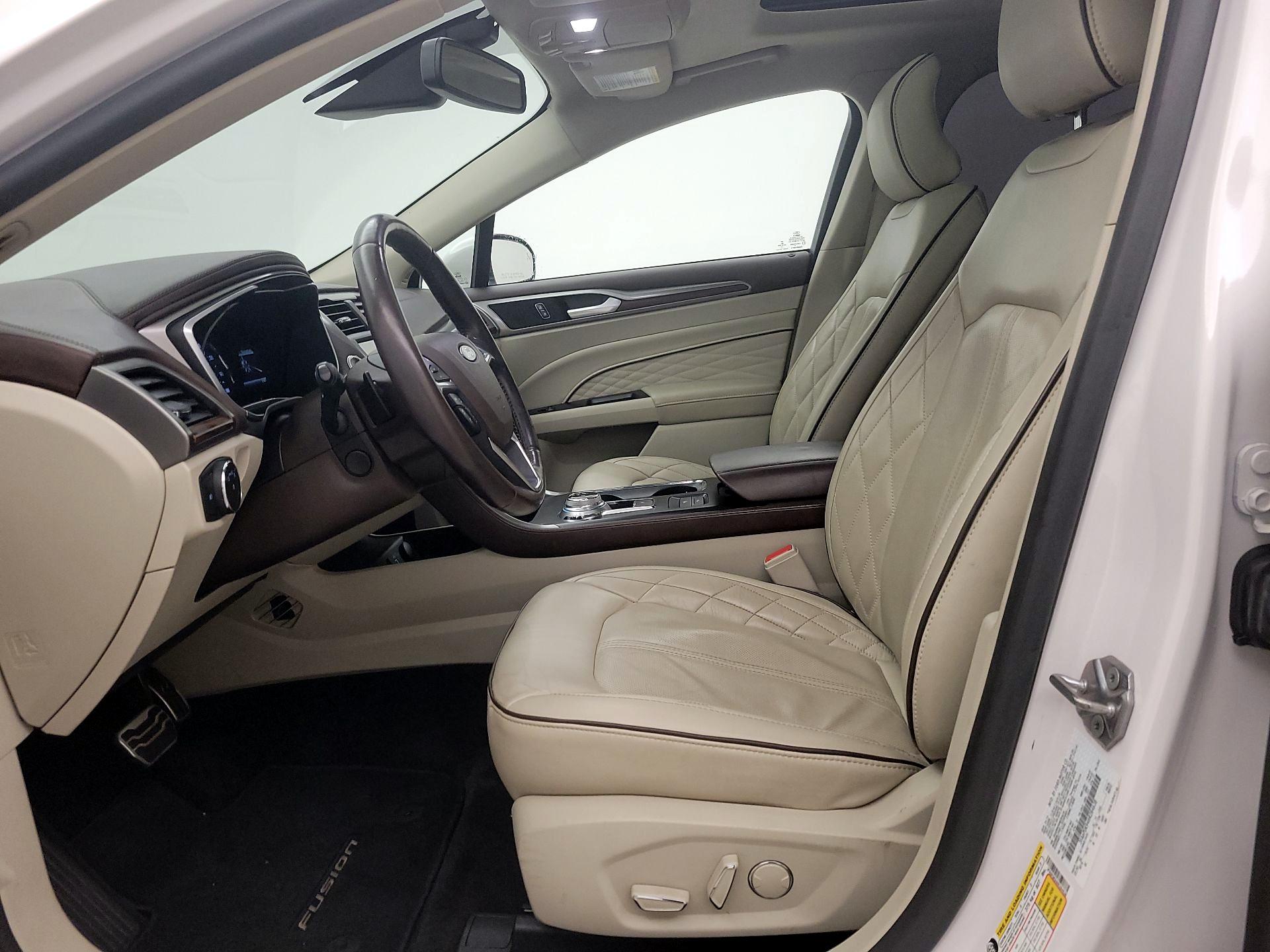 Thumbnail: 2017 Ford Fusion - 11