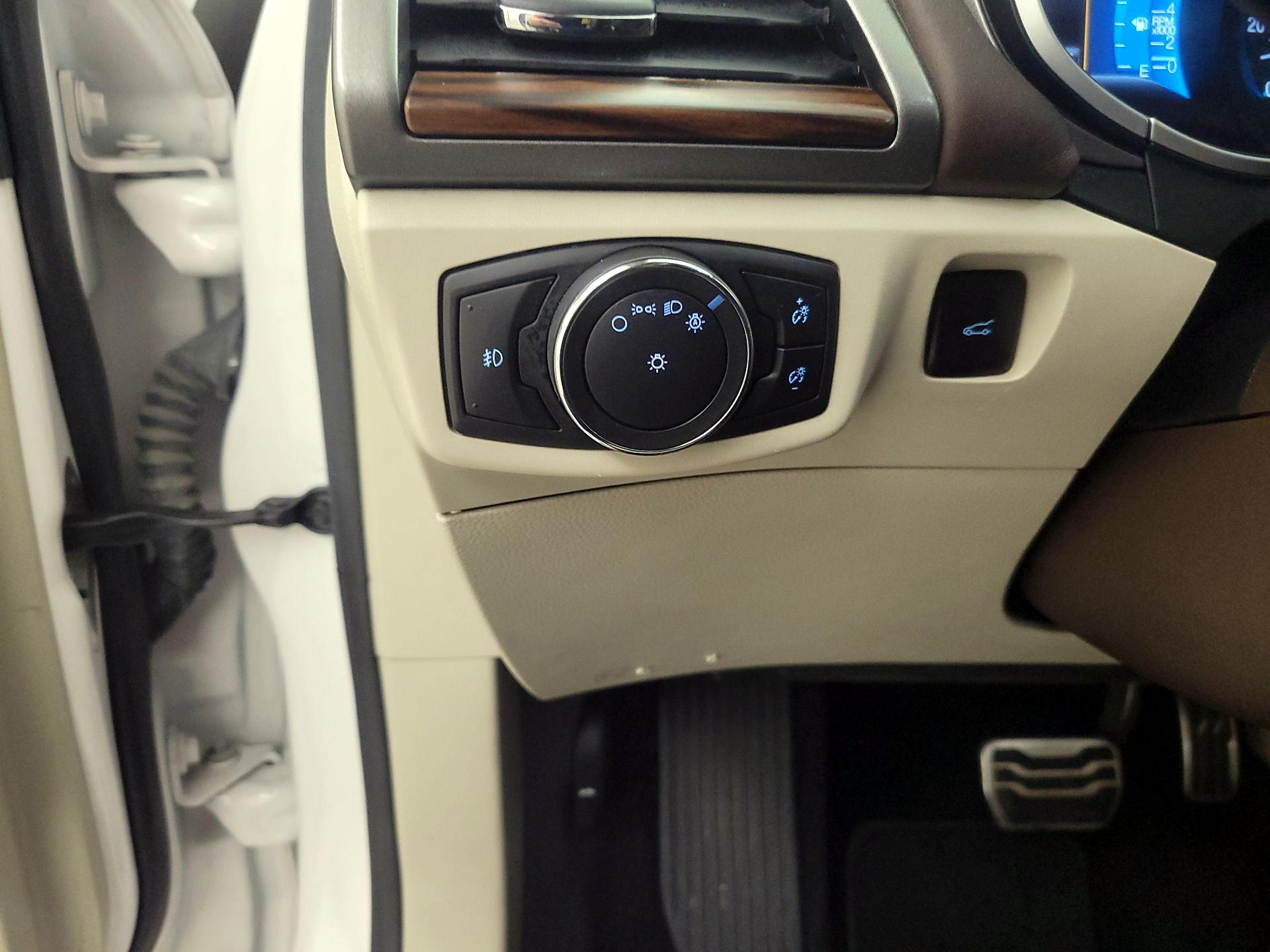 Thumbnail: 2017 Ford Fusion - 13