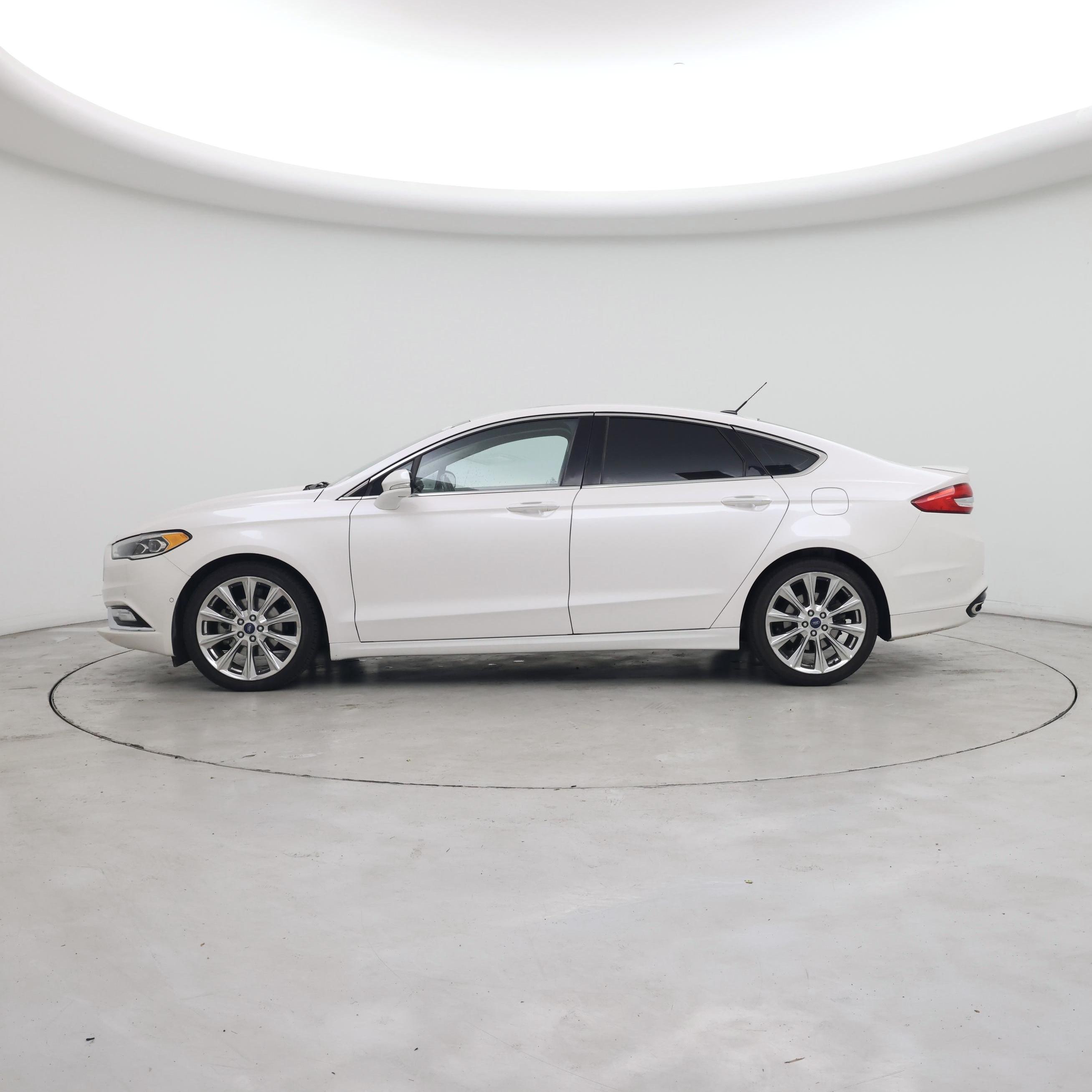 Thumbnail: 2017 Ford Fusion - 3