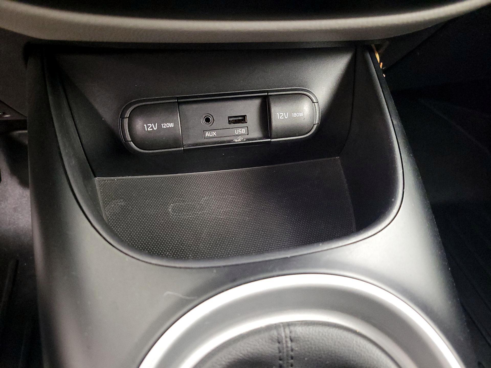 Thumbnail: 2014 Kia Soul - 17