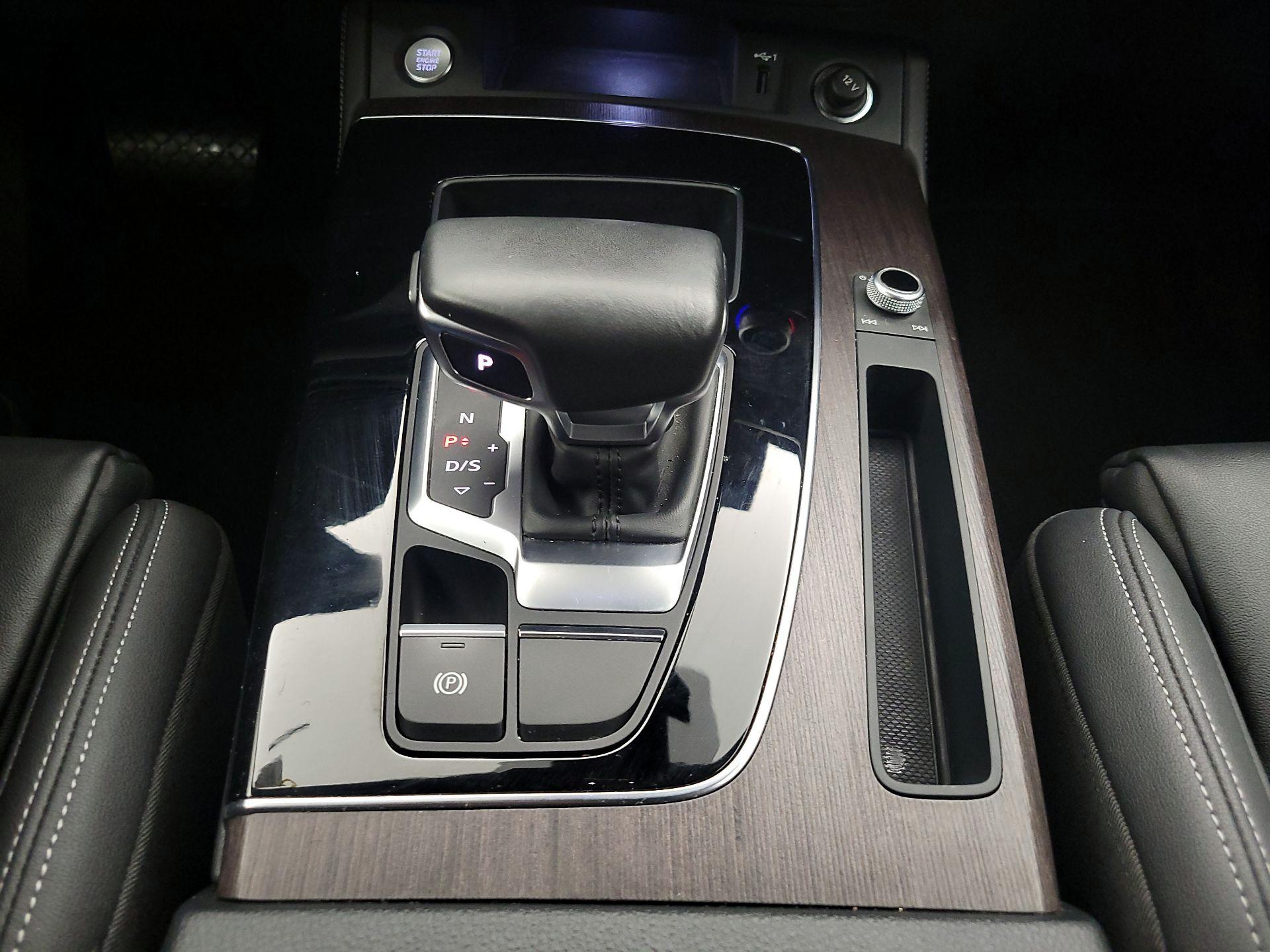 Thumbnail: 2023 Audi Q5 - 18