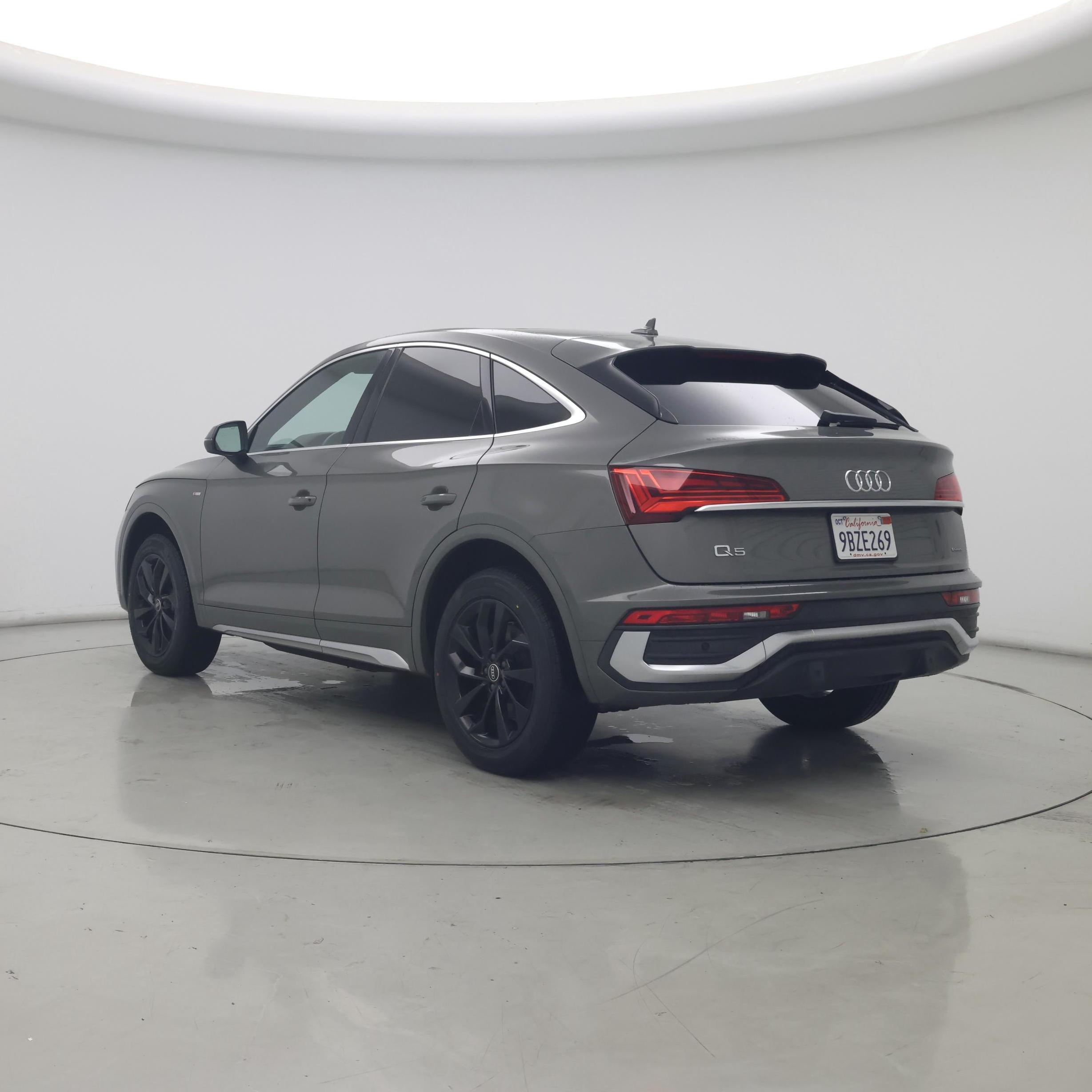Thumbnail: 2023 Audi Q5 - 2
