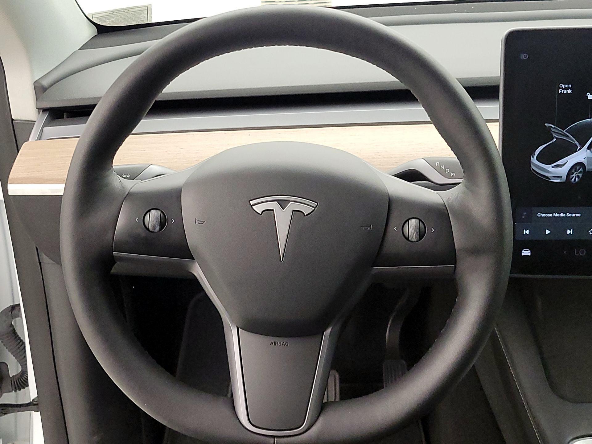Thumbnail: 2021 Tesla Model Y - 10
