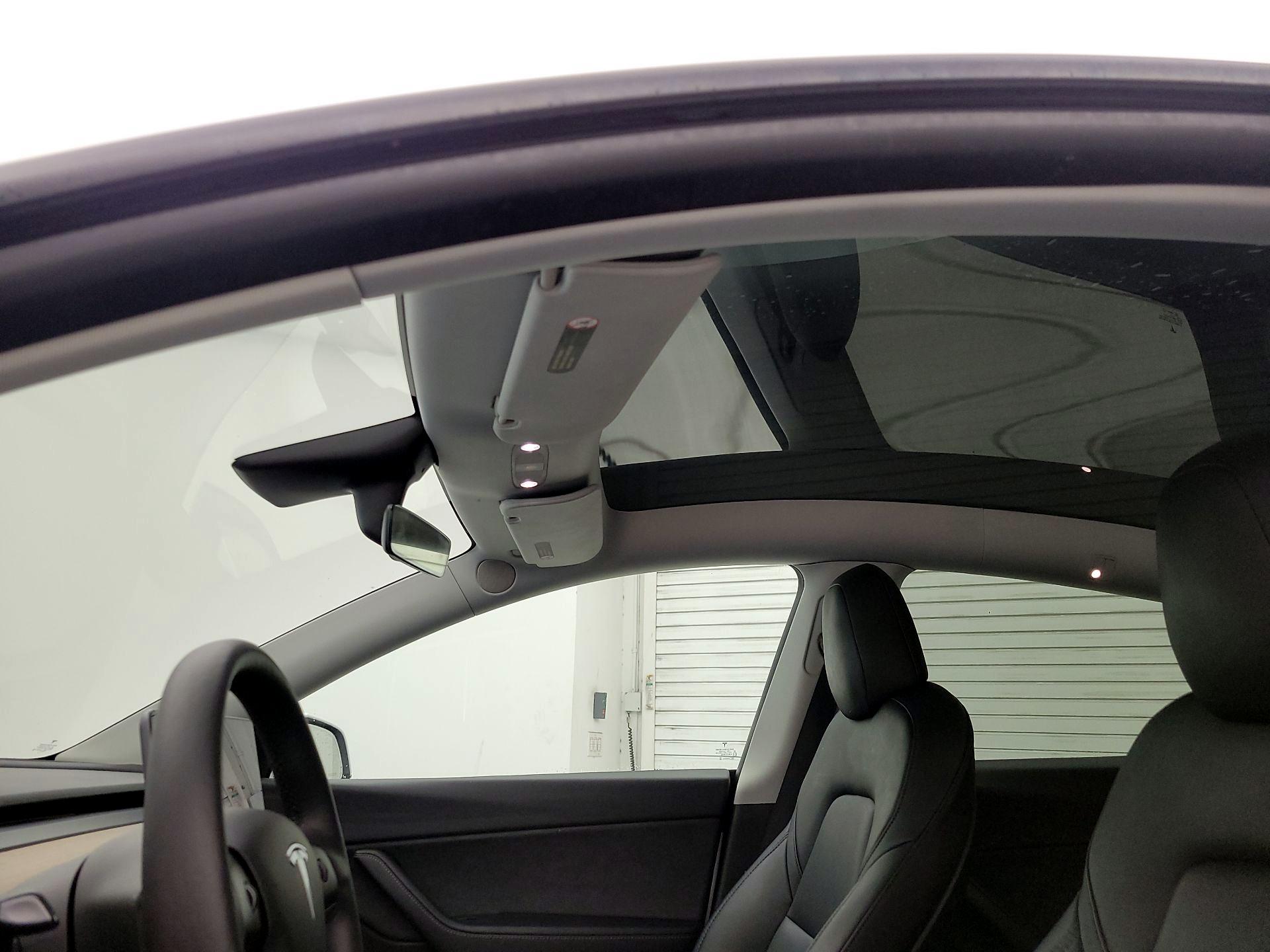 Thumbnail: 2021 Tesla Model Y - 18