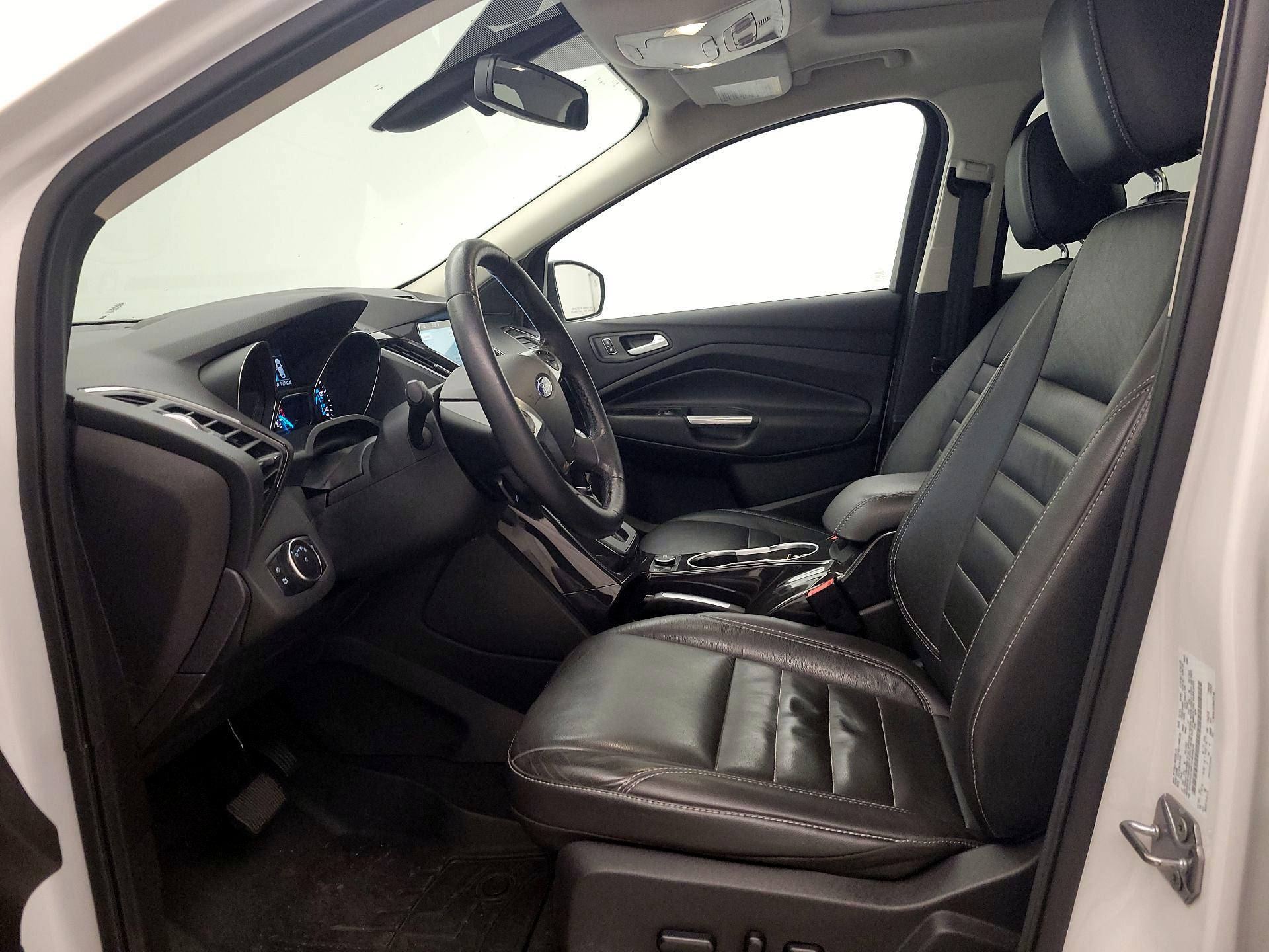 Thumbnail: 2016 Ford Escape - 11