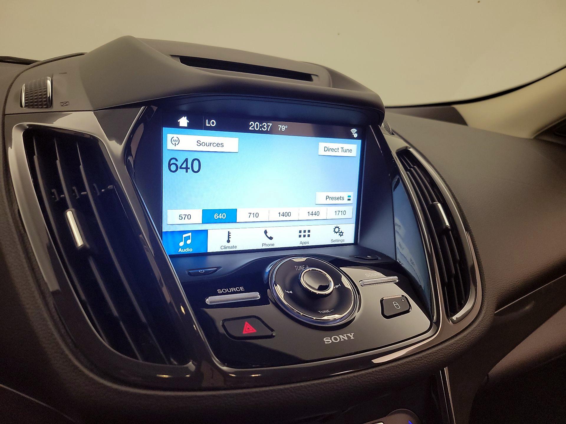 Thumbnail: 2016 Ford Escape - 15