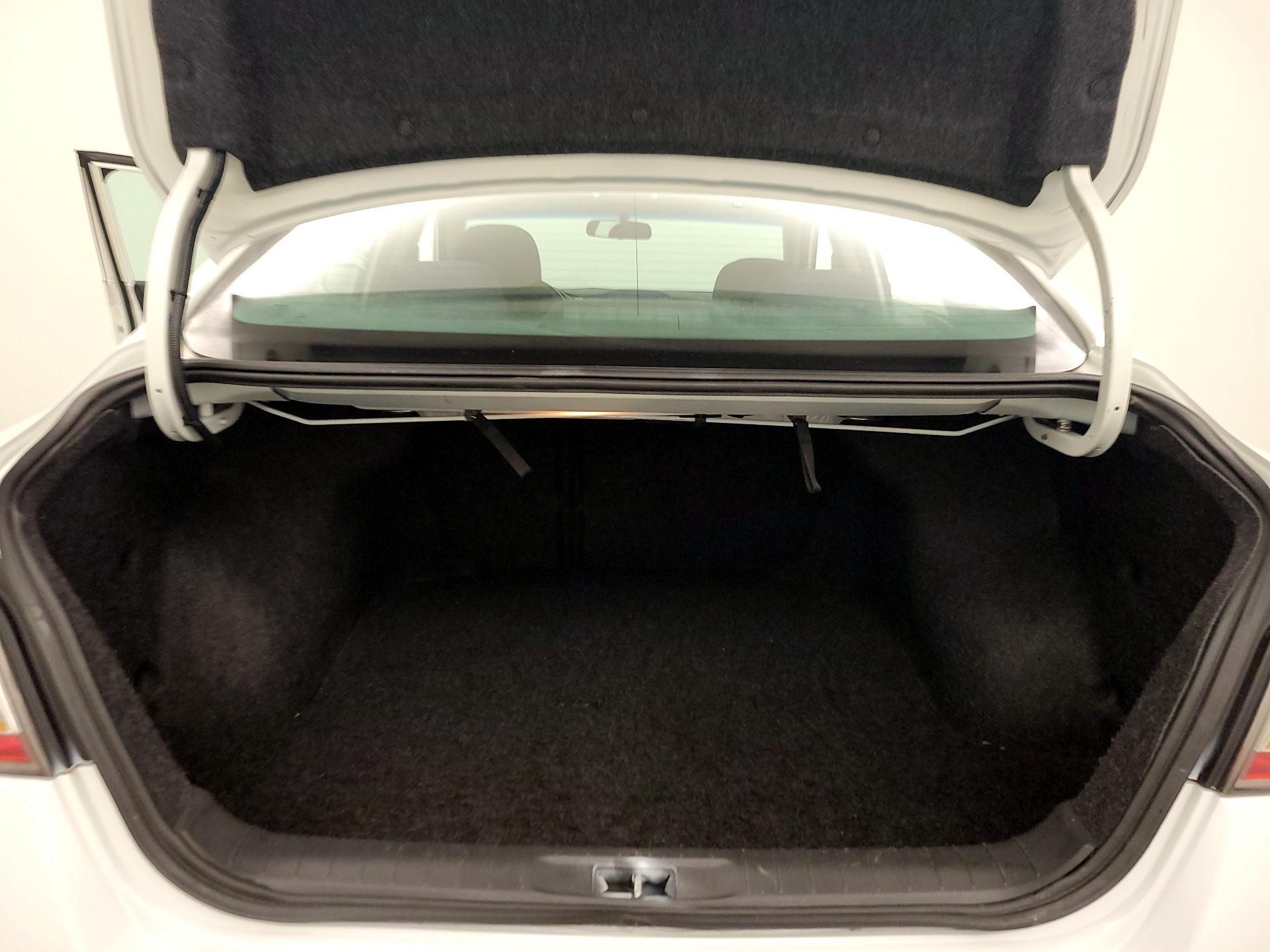 Thumbnail: 2015 Nissan Altima - 20