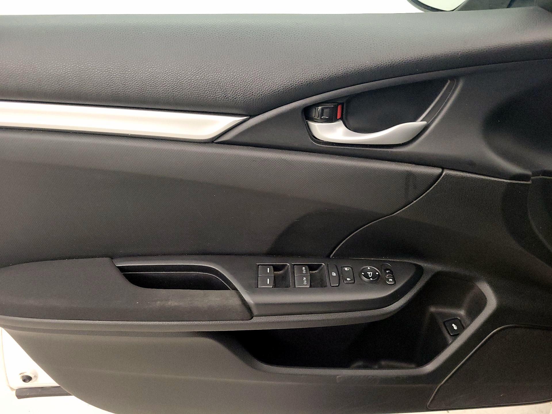 Thumbnail: 2019 Honda Civic - 12