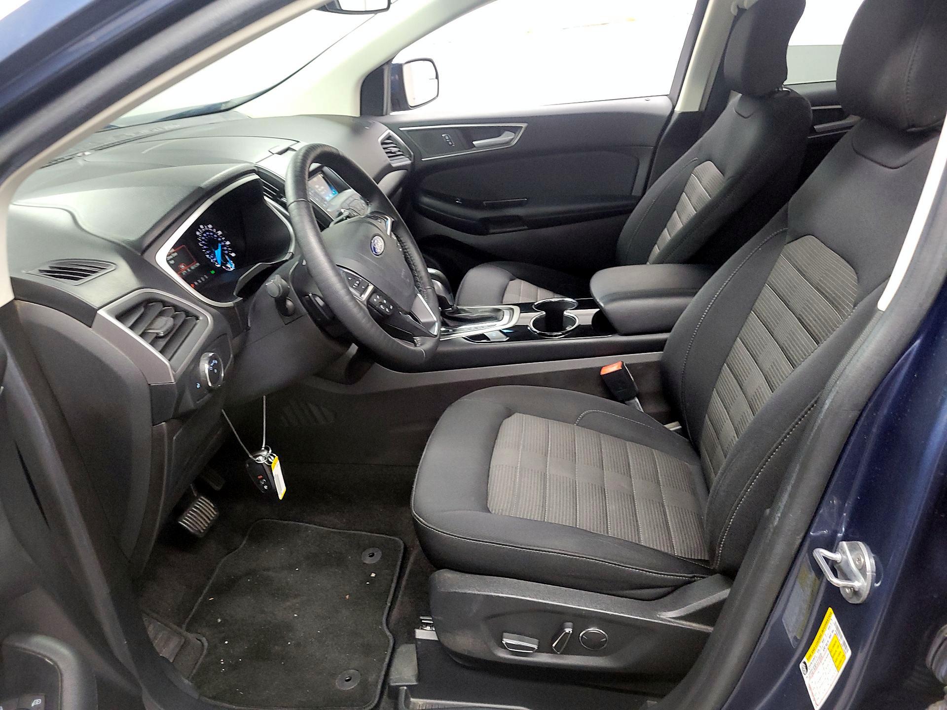 Thumbnail: 2018 Ford Edge - 9