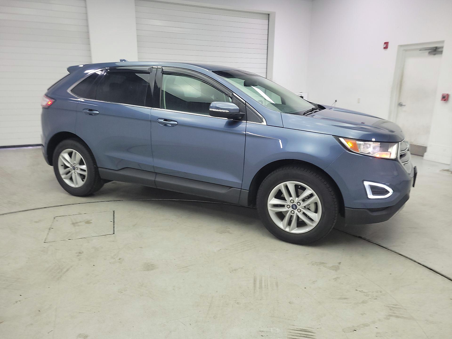 Thumbnail: 2018 Ford Edge - 4