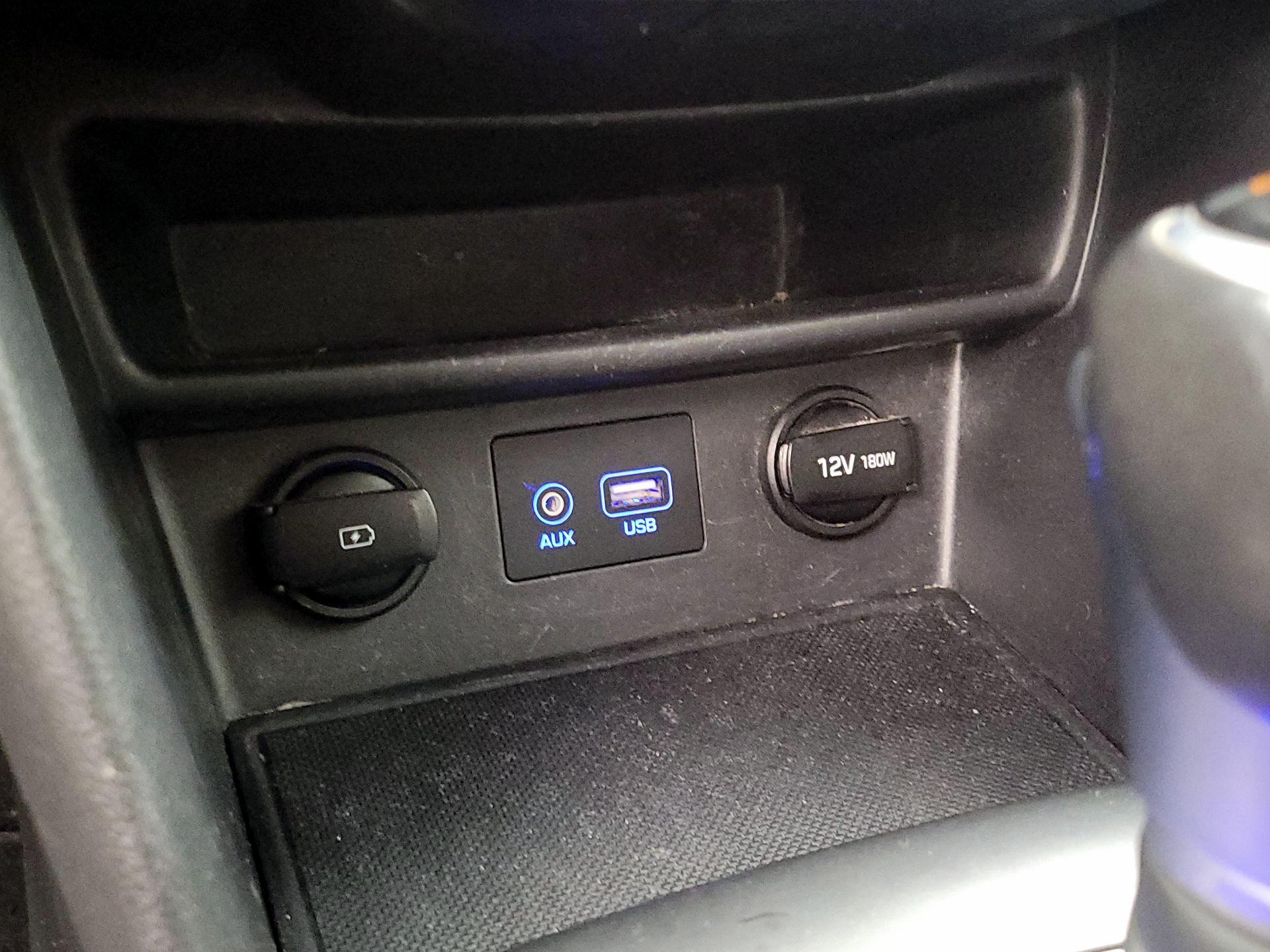 Thumbnail: 2019 Hyundai Kona - 18