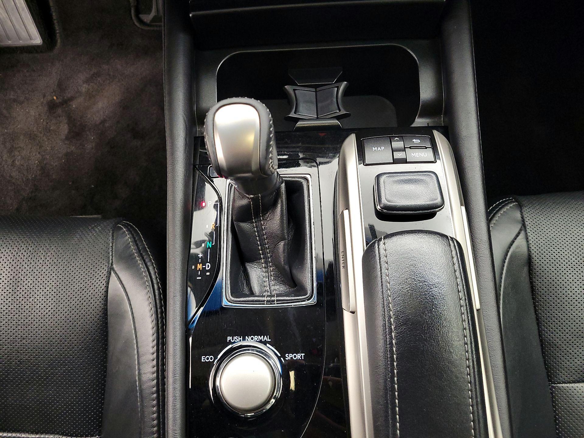 Thumbnail: 2016 Lexus GS - 17