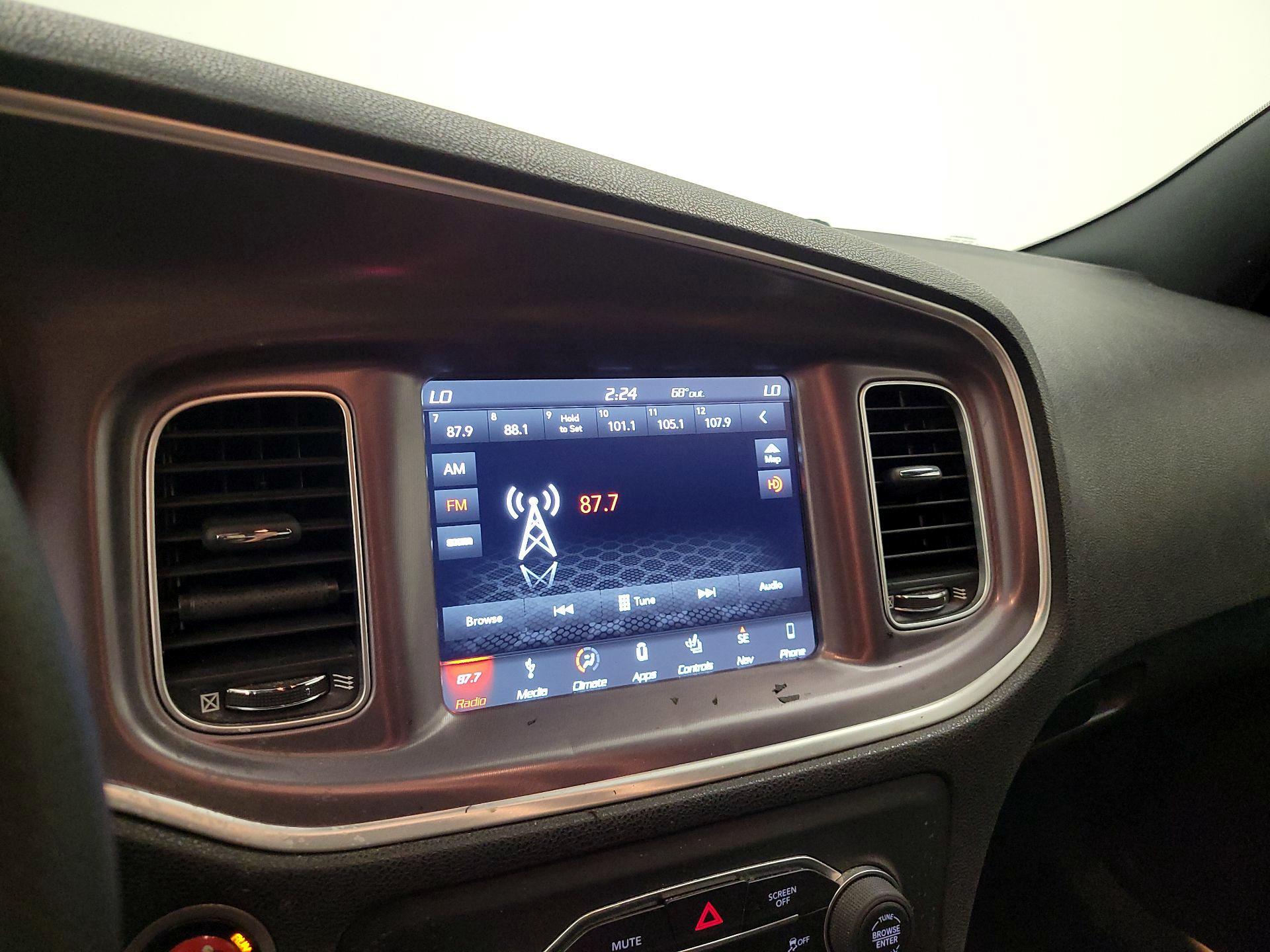 Thumbnail: 2019 Dodge Charger - 16