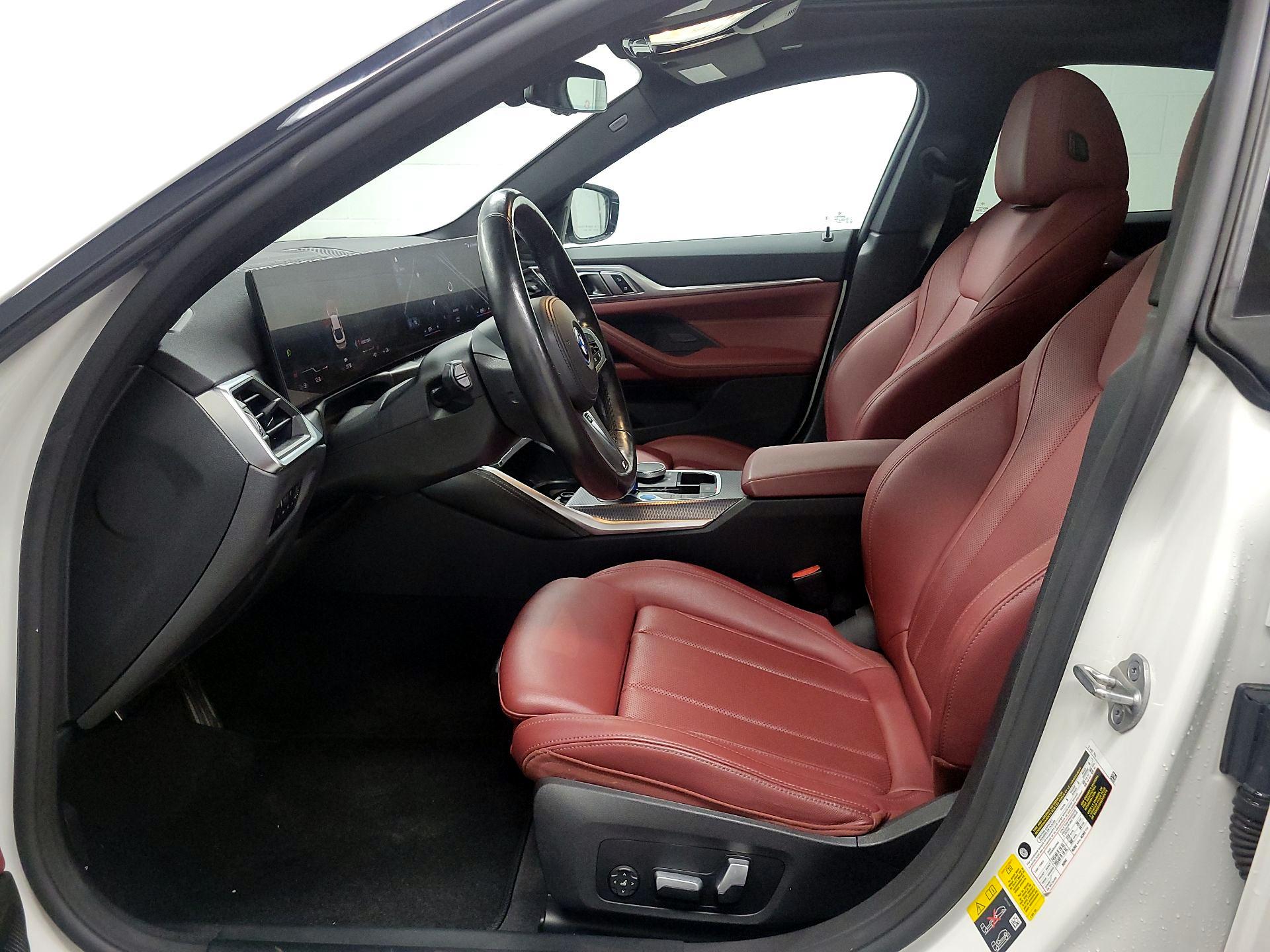 Thumbnail: 2022 BMW i4 - 11