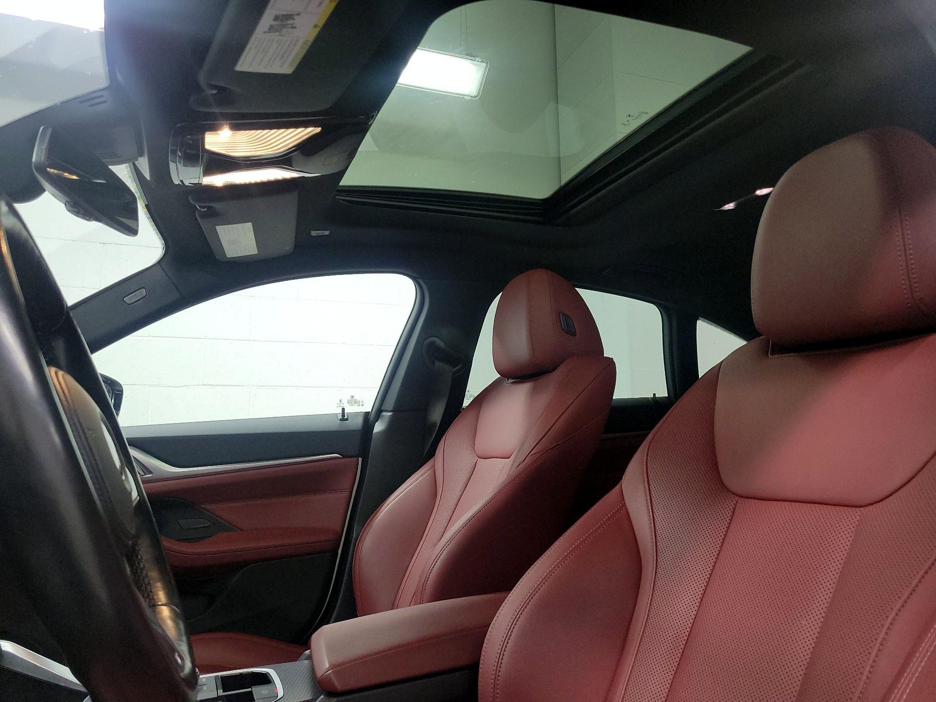 Thumbnail: 2022 BMW i4 - 20