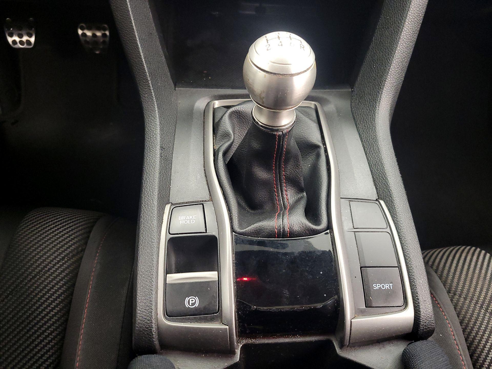 Thumbnail: 2017 Honda Civic - 17