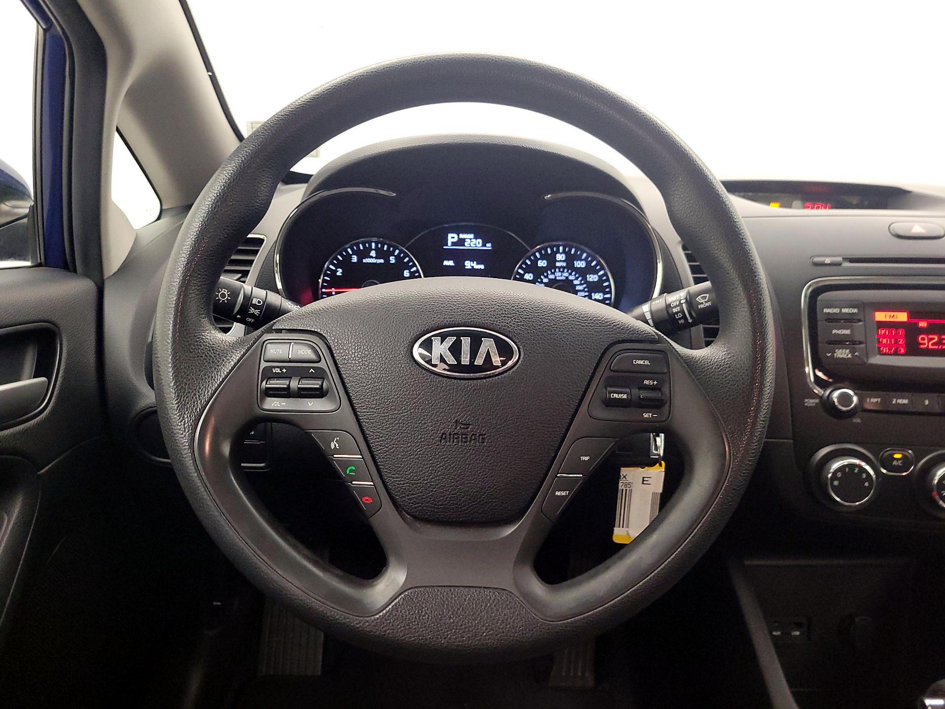 Thumbnail: 2018 Kia Forte - 10