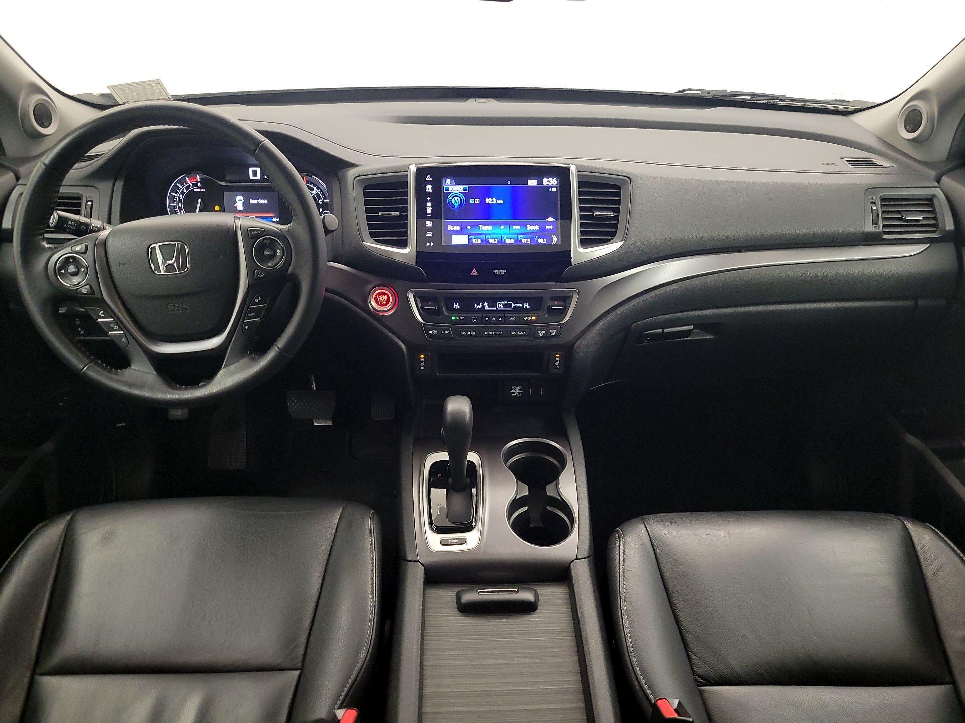 Thumbnail: 2018 Honda Pilot - 9