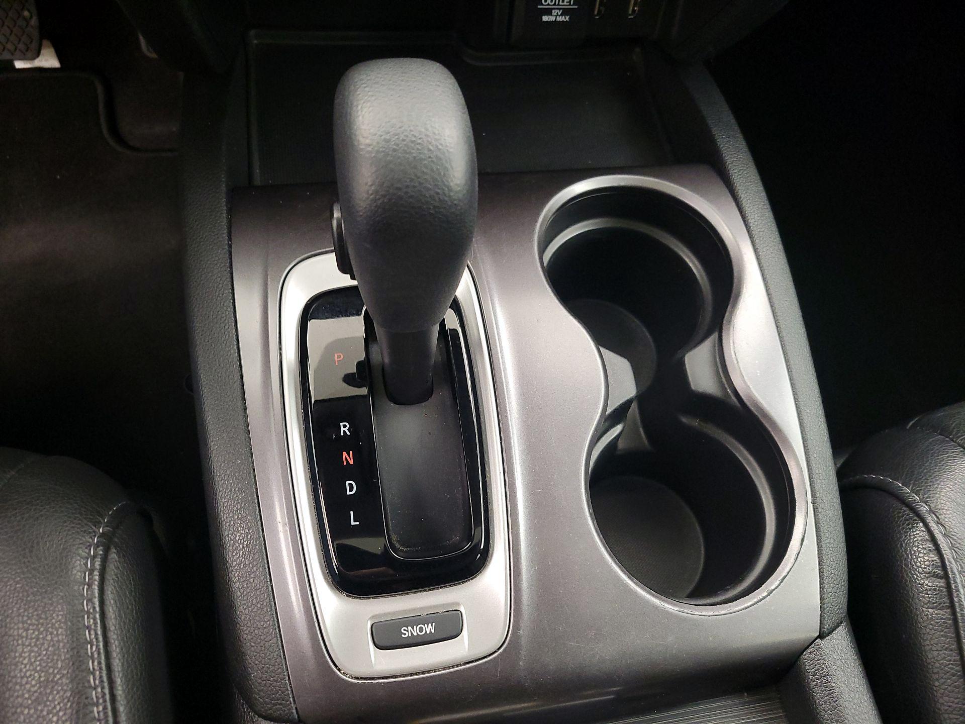 Thumbnail: 2018 Honda Pilot - 17