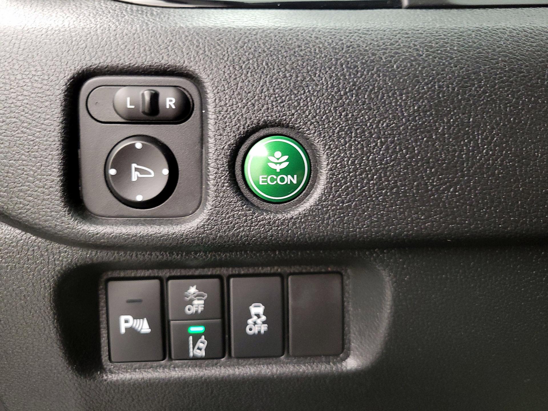 Thumbnail: 2021 Honda Pilot - 13