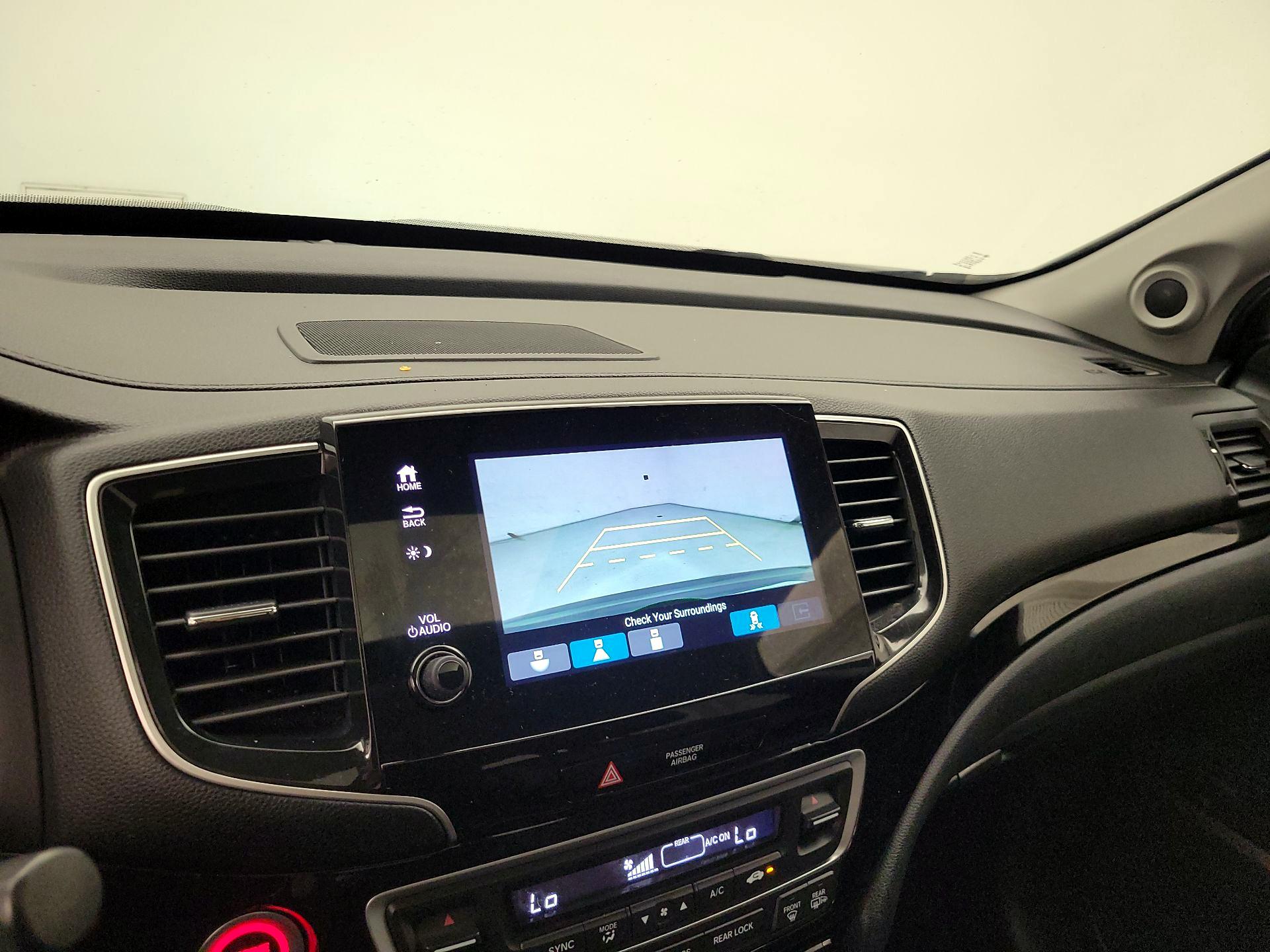 Thumbnail: 2021 Honda Pilot - 15