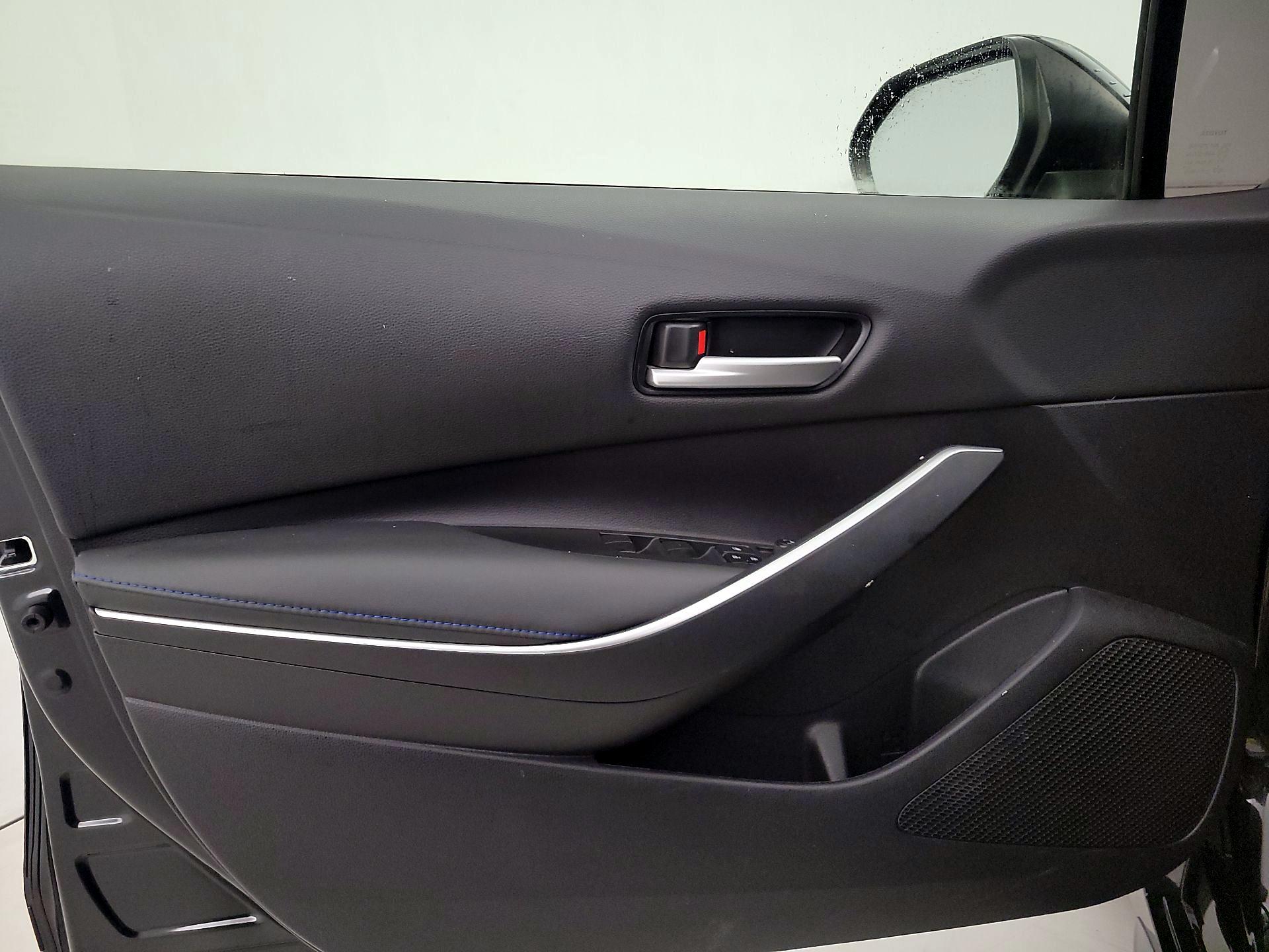 Thumbnail: 2021 Toyota Corolla - 12