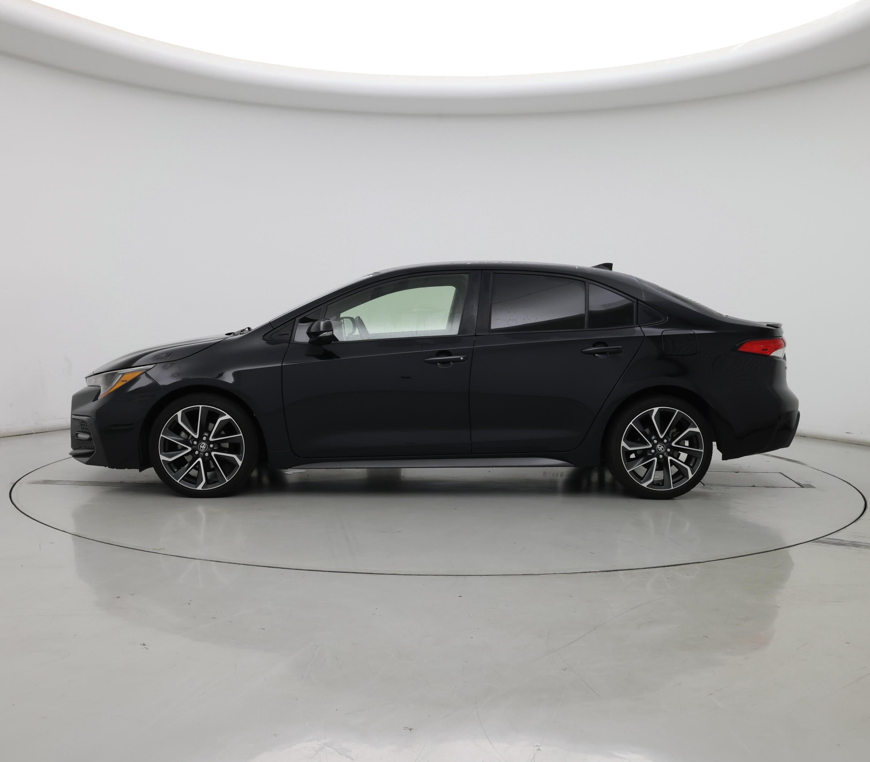 Thumbnail: 2021 Toyota Corolla - 3