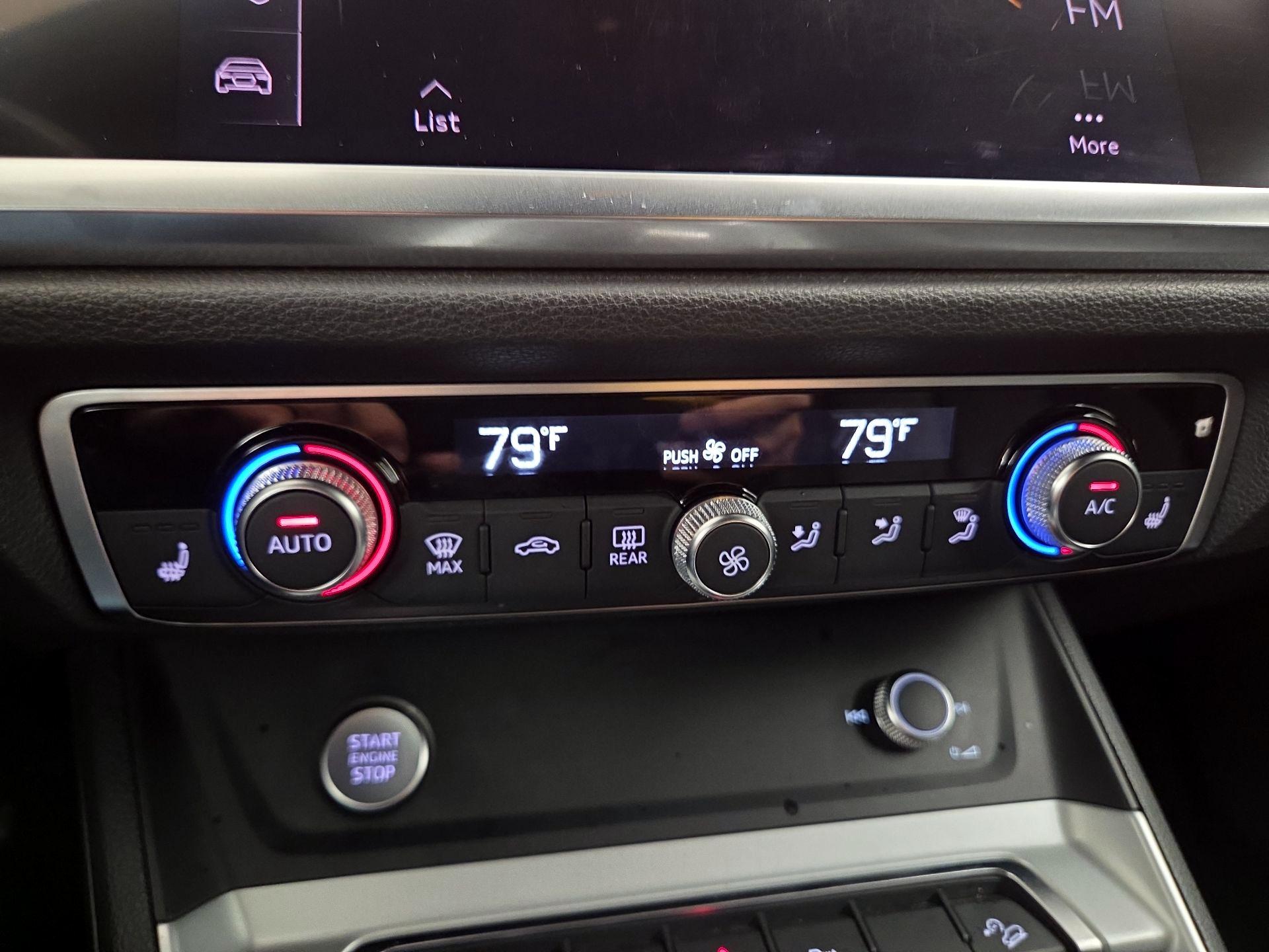 Thumbnail: 2020 Audi Q3 - 16