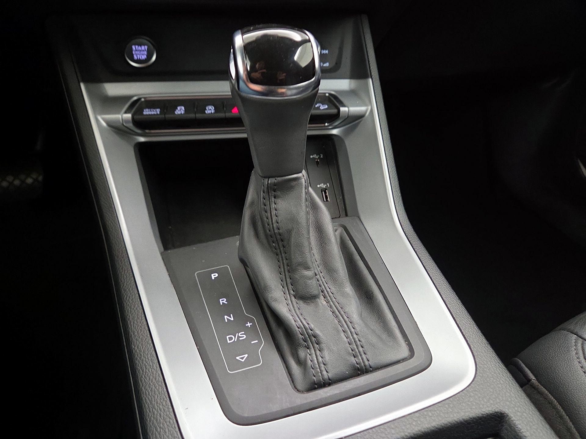 Thumbnail: 2020 Audi Q3 - 17