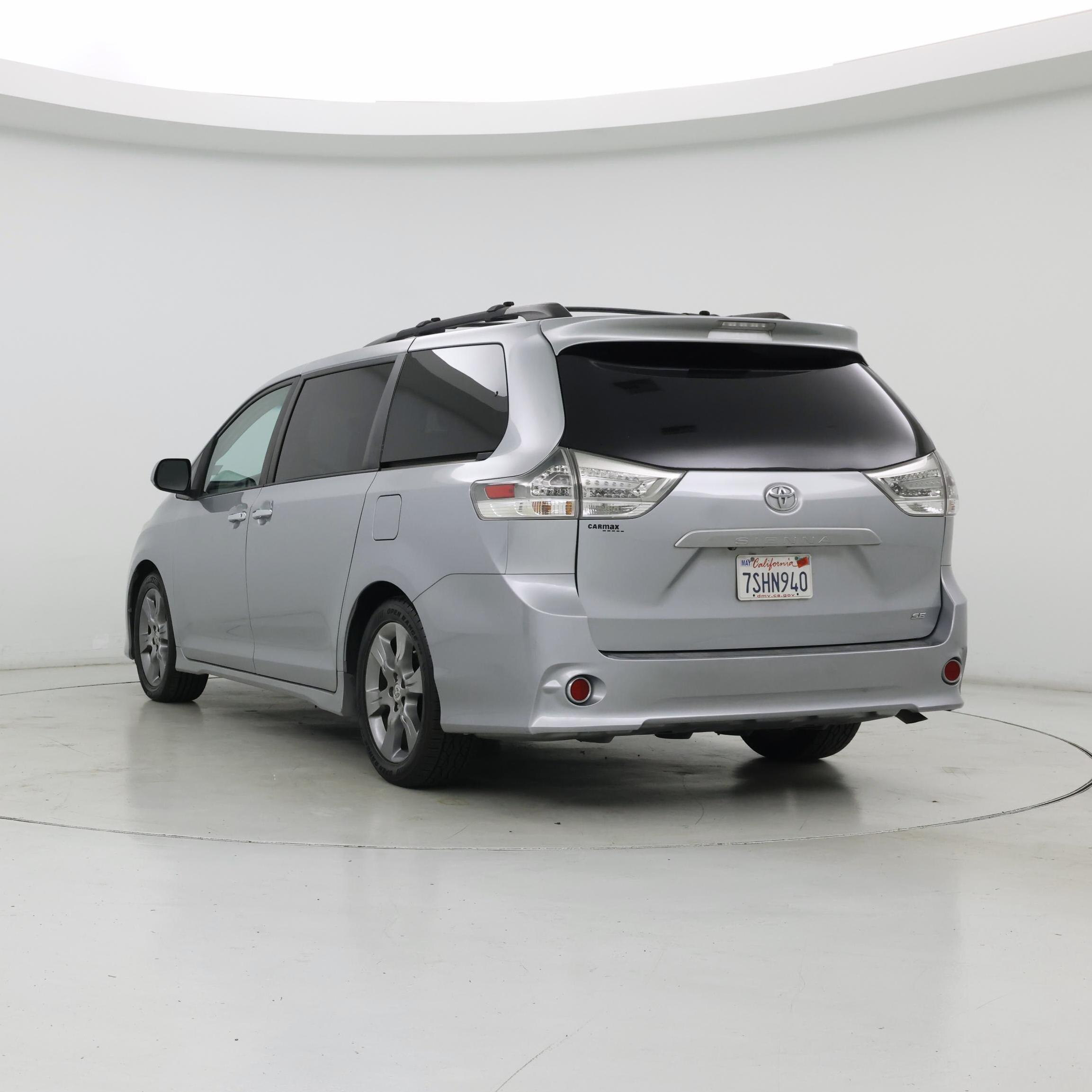 Thumbnail: 2014 Toyota Sienna - 2