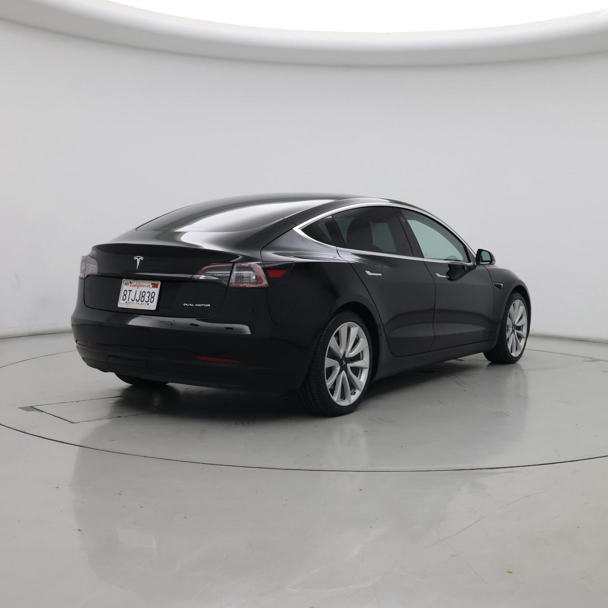 Thumbnail: 2020 Tesla Model 3 - 8