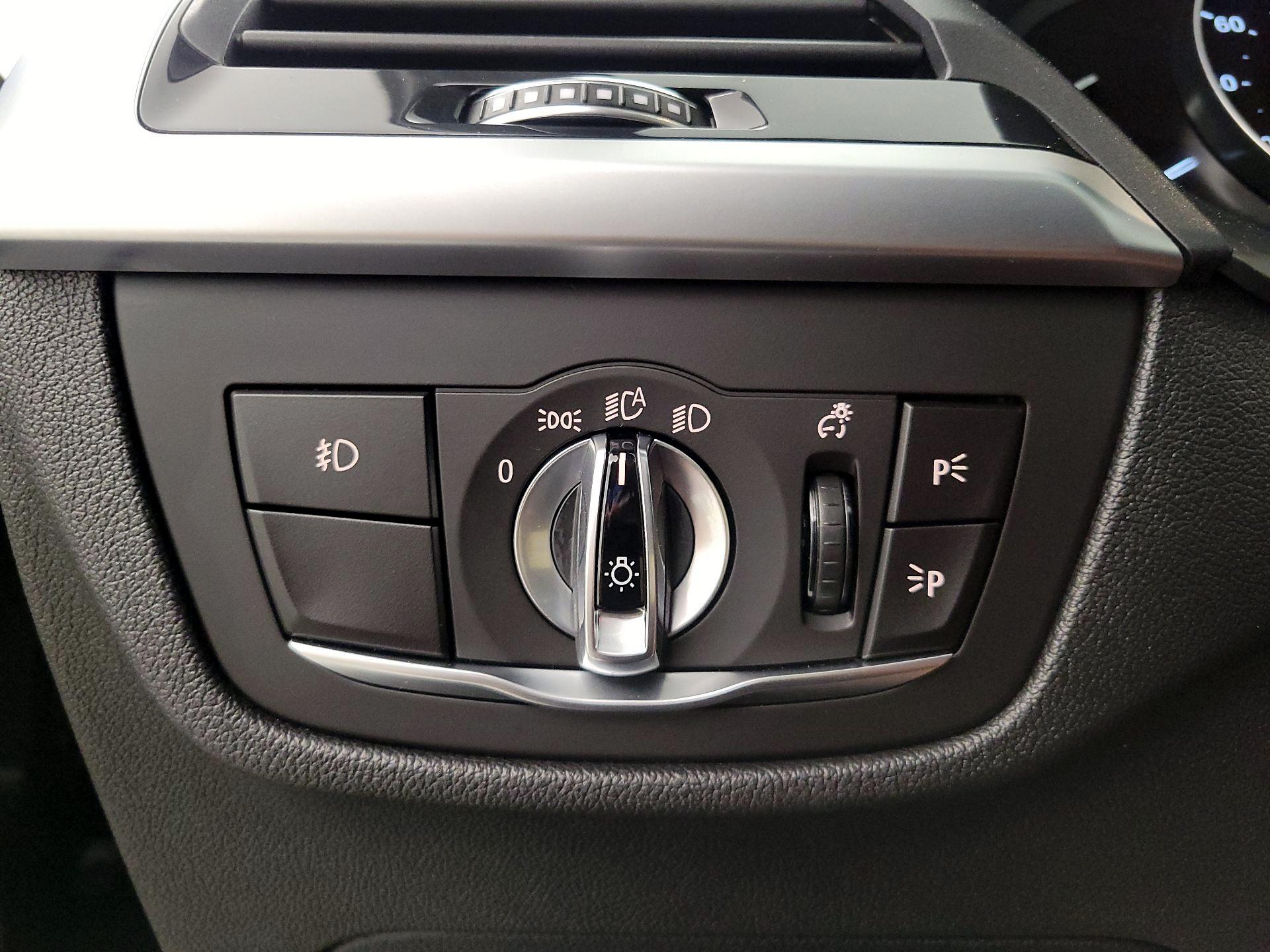 Thumbnail: 2019 BMW X3 - 13