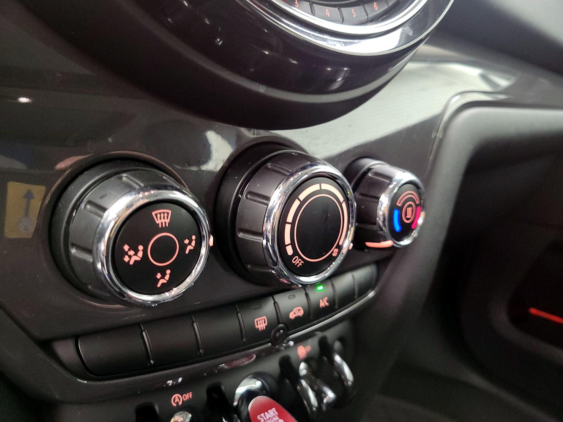 Thumbnail: 2019 MINI Cooper Countryman - 16