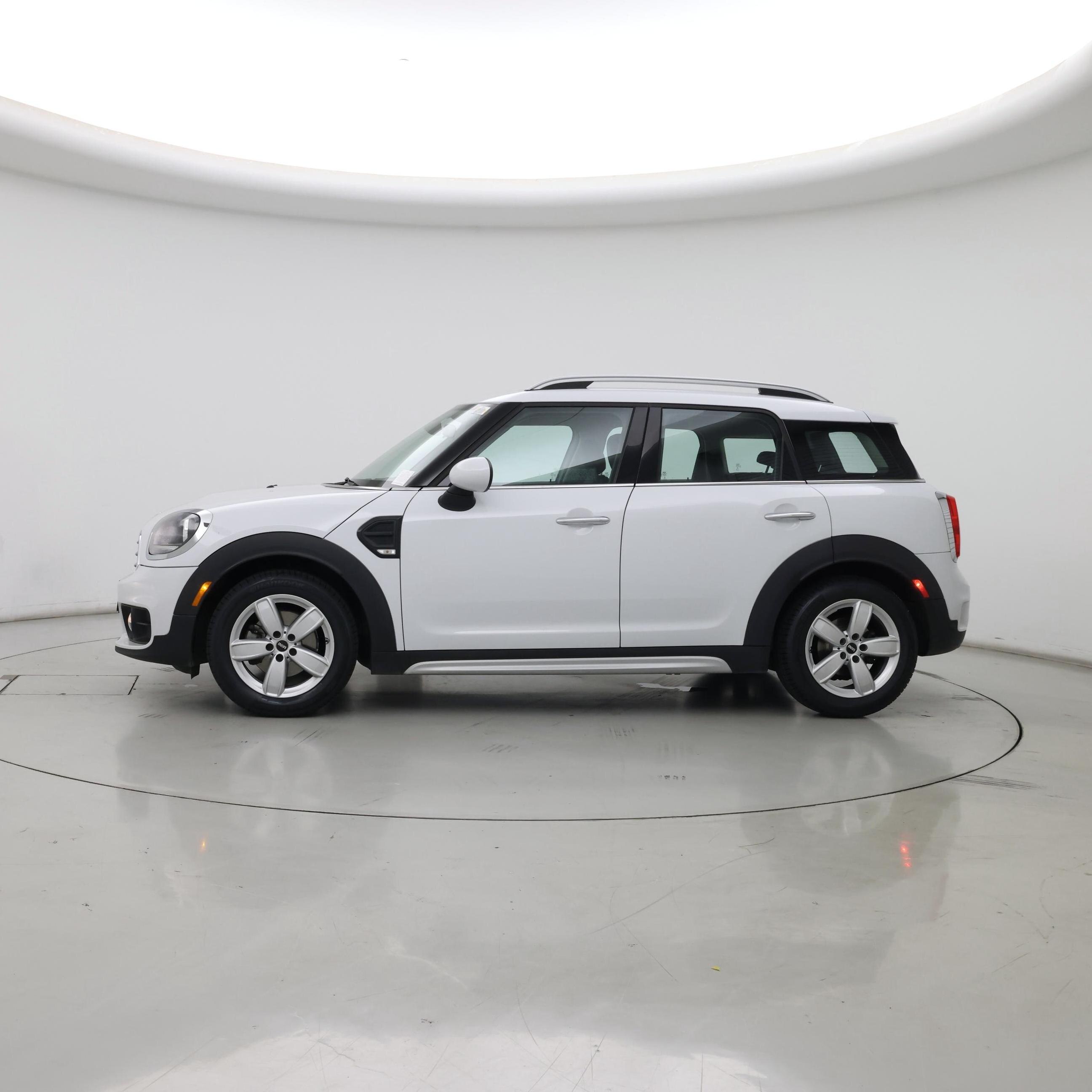 Thumbnail: 2019 MINI Cooper Countryman - 3