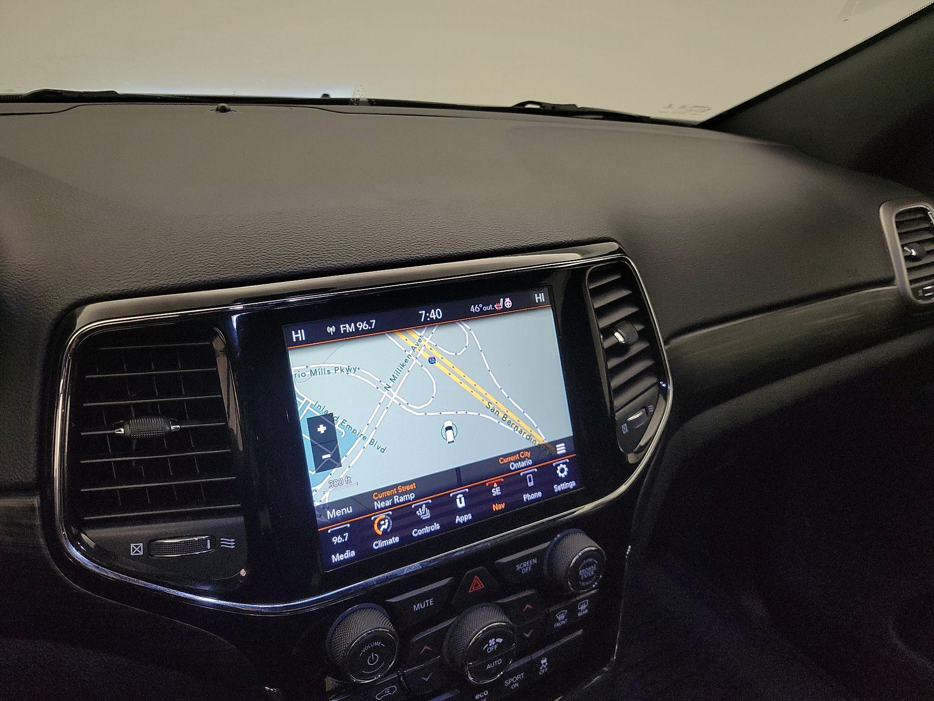 Thumbnail: 2020 Jeep Grand Cherokee - 14