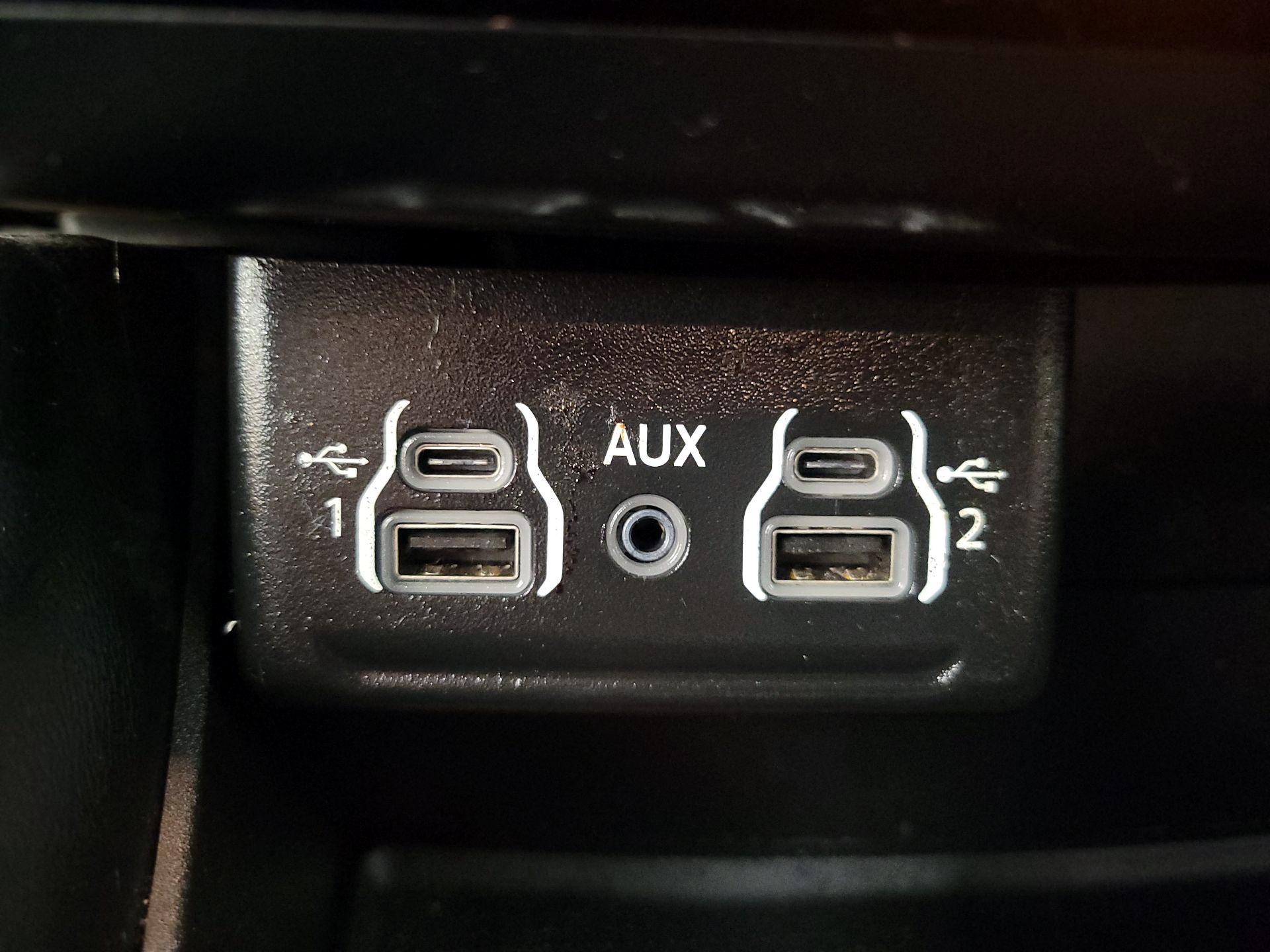 Thumbnail: 2023 Dodge Durango - 18