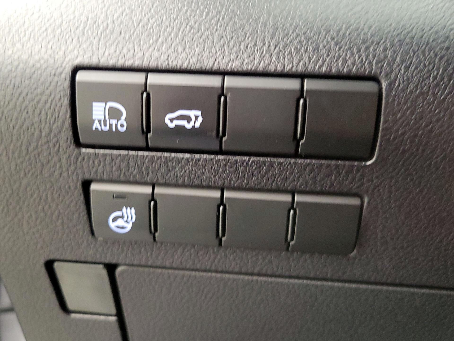 Thumbnail: 2019 Lexus RX - 13