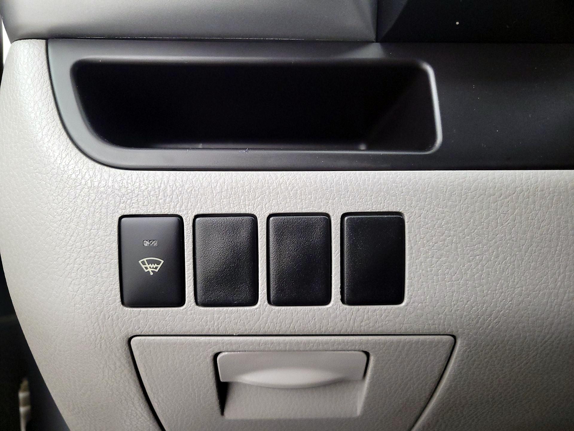 Thumbnail: 2016 Toyota Highlander - 13