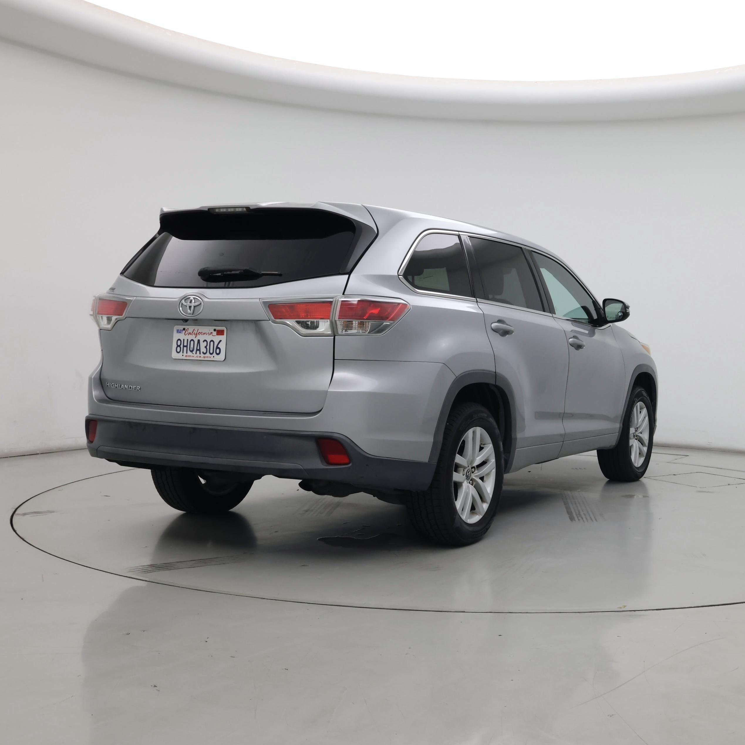 Thumbnail: 2016 Toyota Highlander - 8