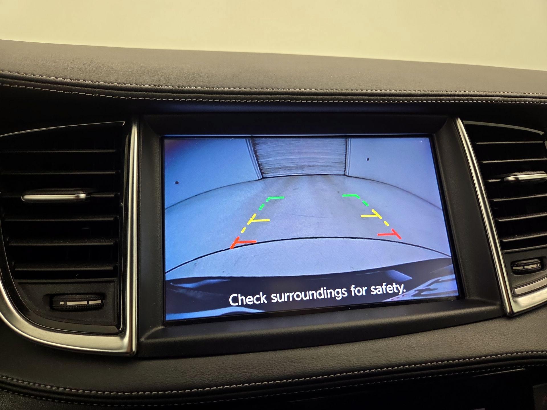 Thumbnail: 2019 INFINITI QX50 - 15