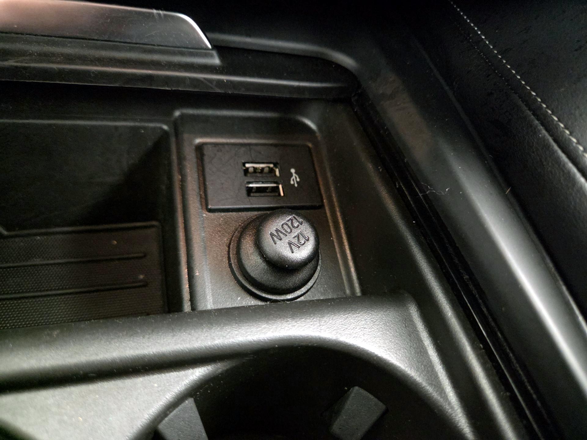 Thumbnail: 2019 INFINITI QX50 - 19