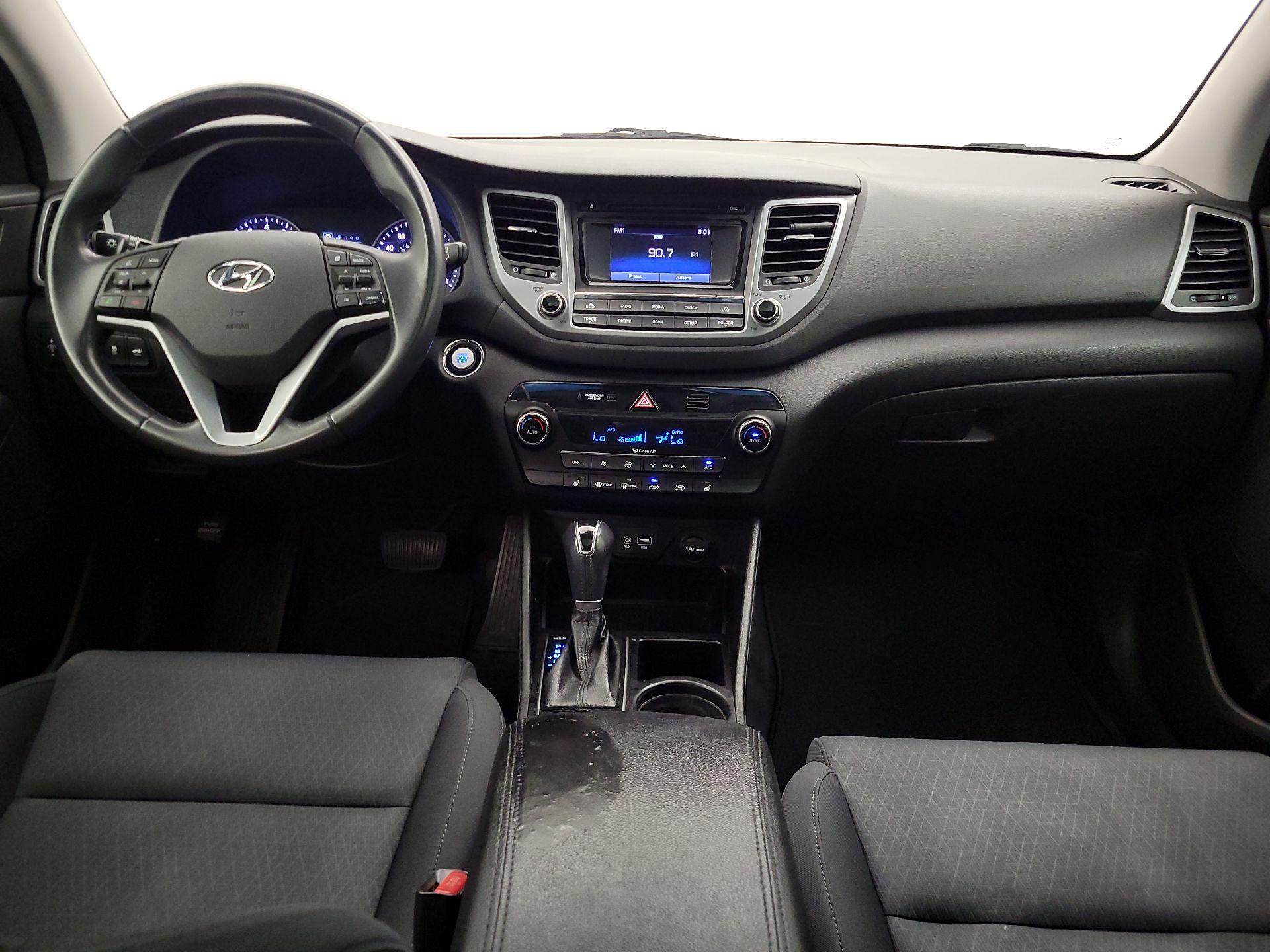 Thumbnail: 2017 Hyundai Tucson - 9
