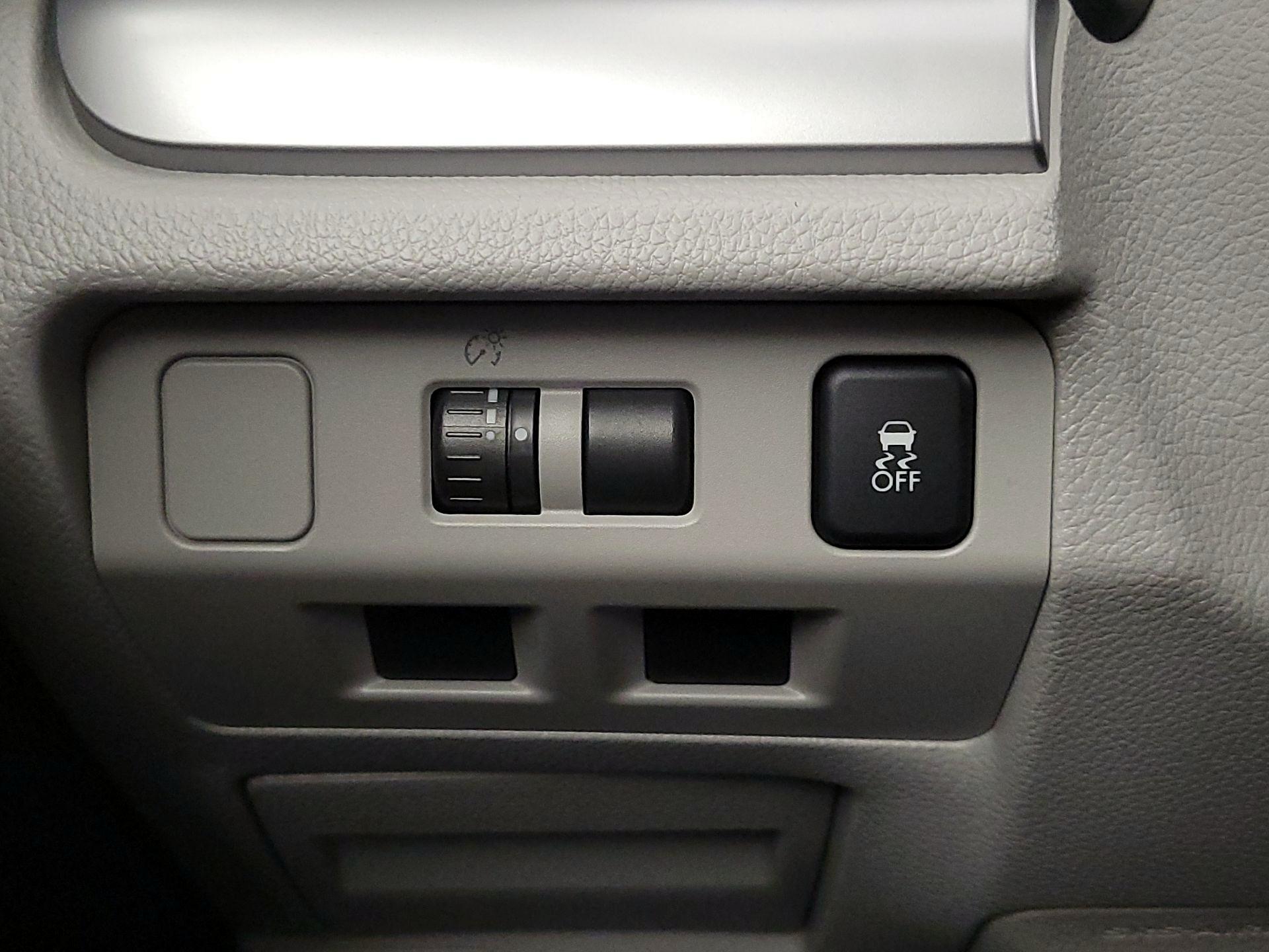 Thumbnail: 2014 Subaru Forester - 13