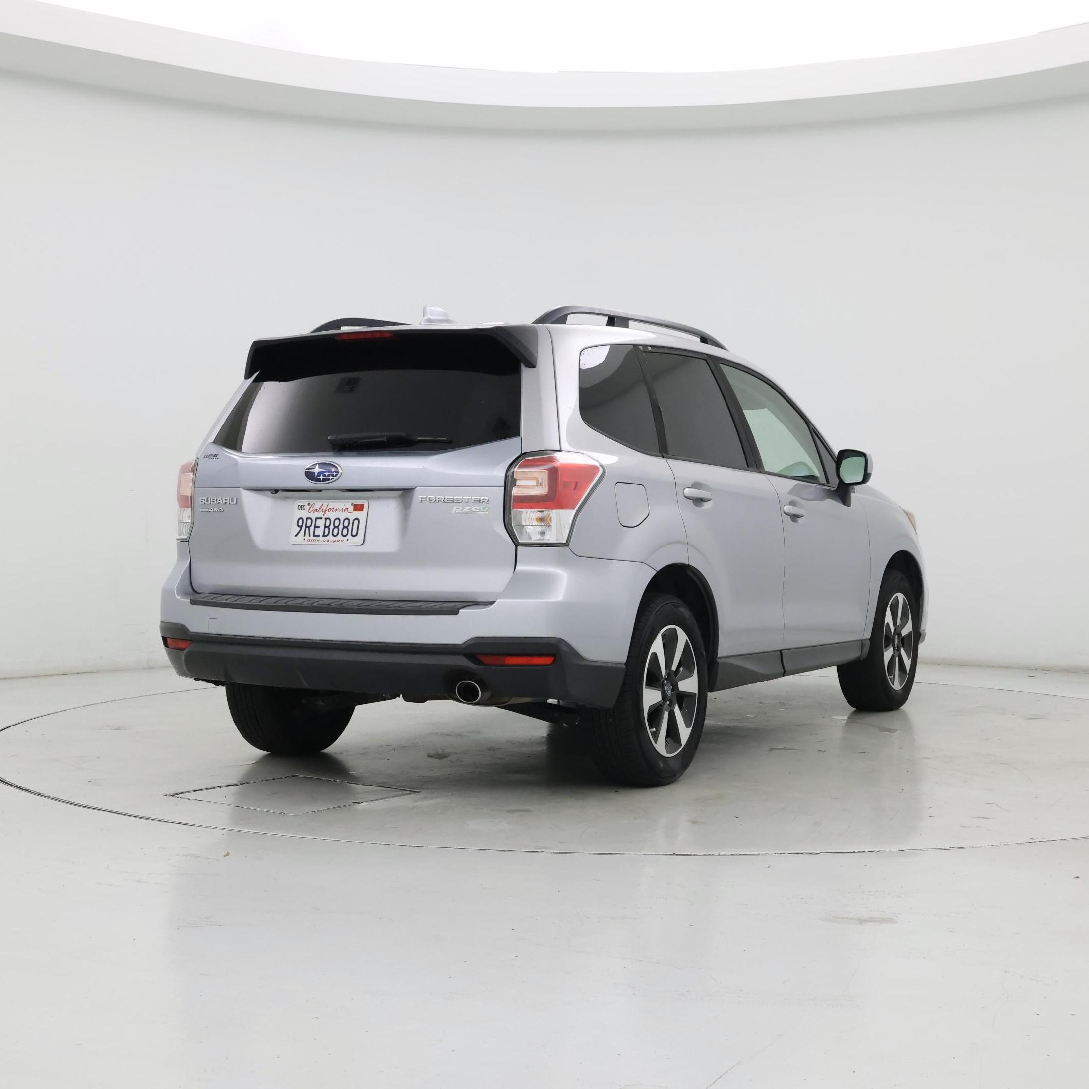 Thumbnail: 2017 Subaru Forester - 8