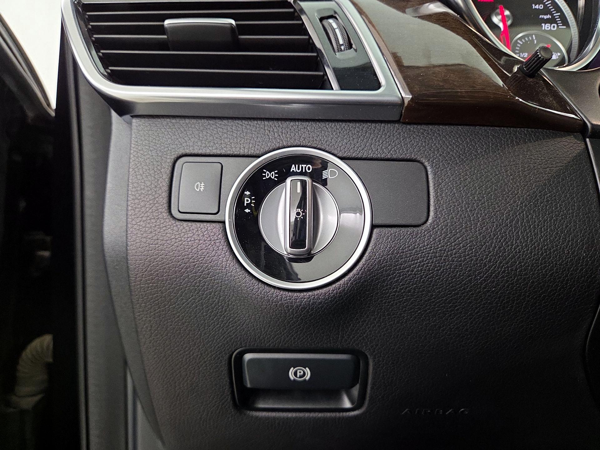 Thumbnail: 2016 Mercedes-Benz GLE - 13