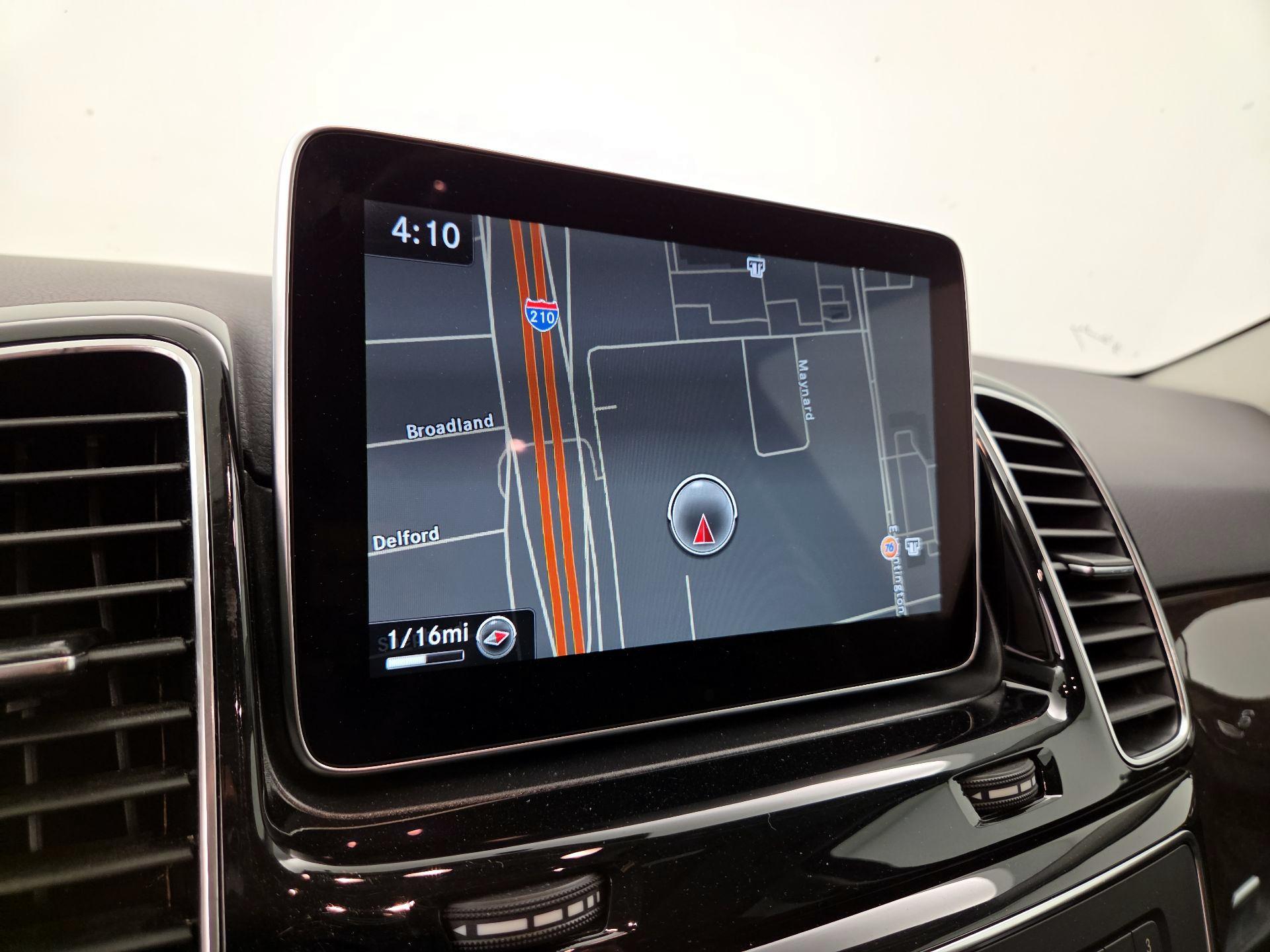 Thumbnail: 2016 Mercedes-Benz GLE - 14