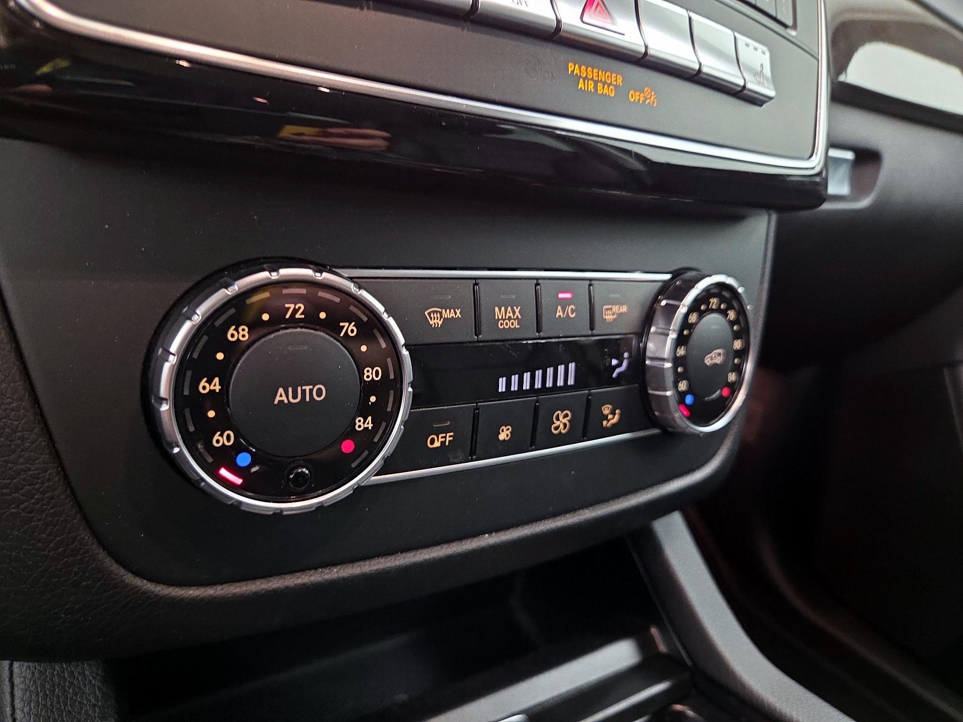 Thumbnail: 2016 Mercedes-Benz GLE - 17