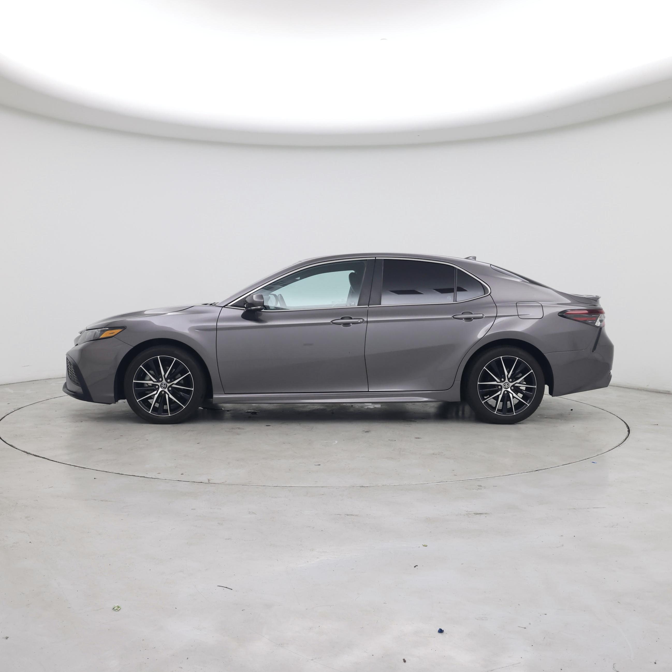 Thumbnail: 2024 Toyota Camry - 3