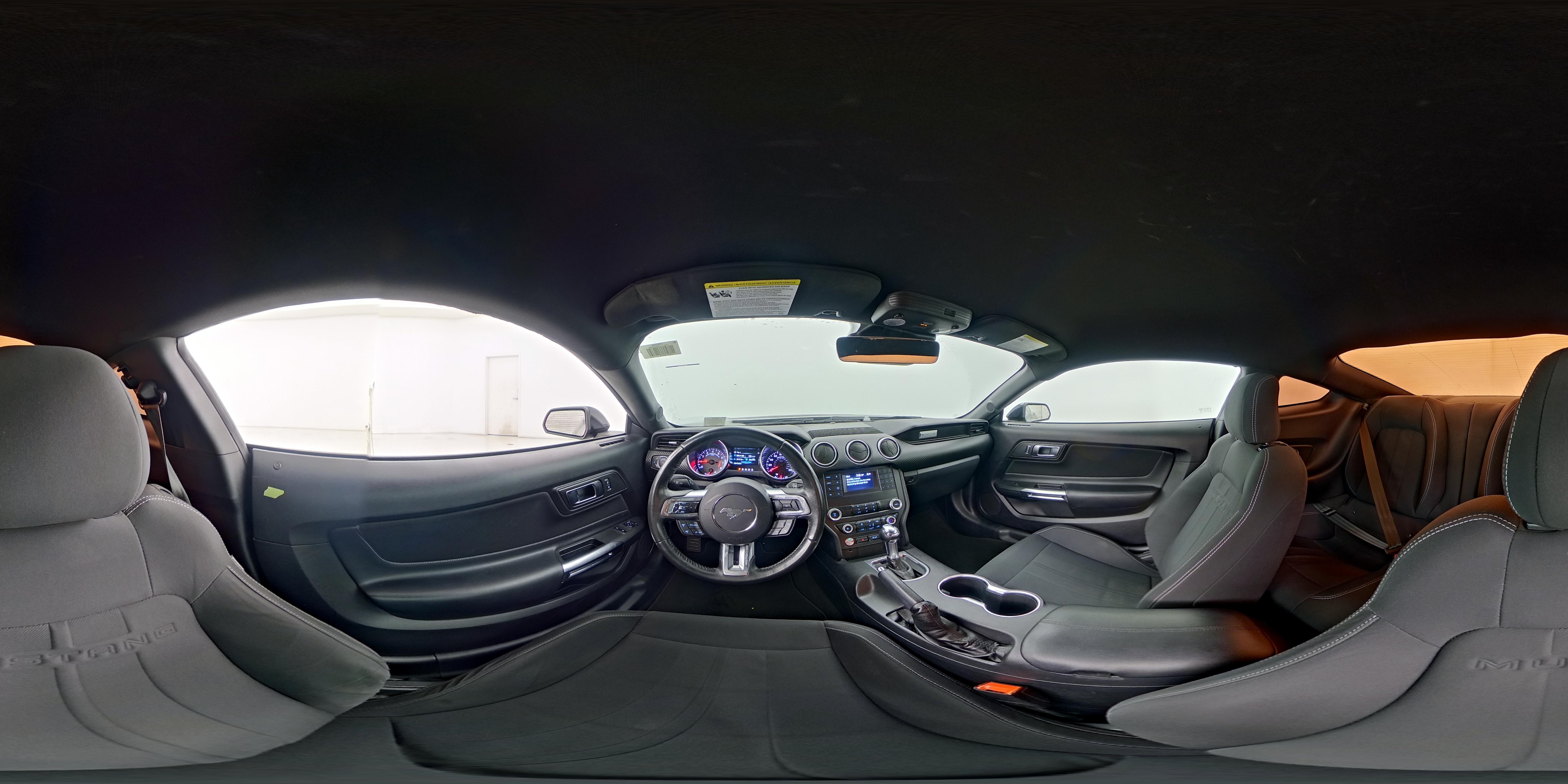 2021 Ford Mustang EcoBoost - Photo 25