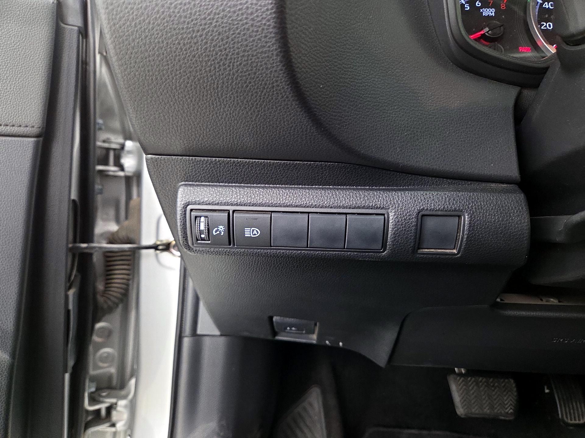 Thumbnail: 2020 Toyota Corolla - 13